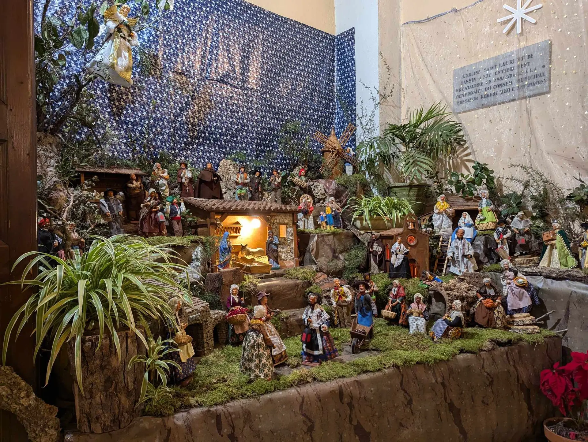 Crèche de Noël de l'église Notre-Dame-de-l'Assomption