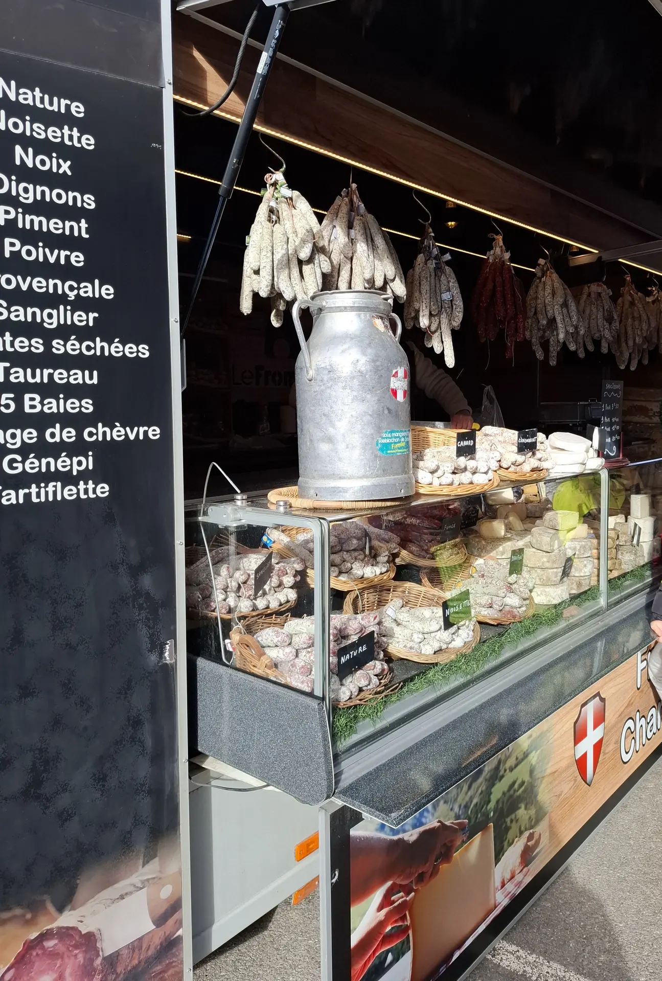 Marché  de Châtel en hiver