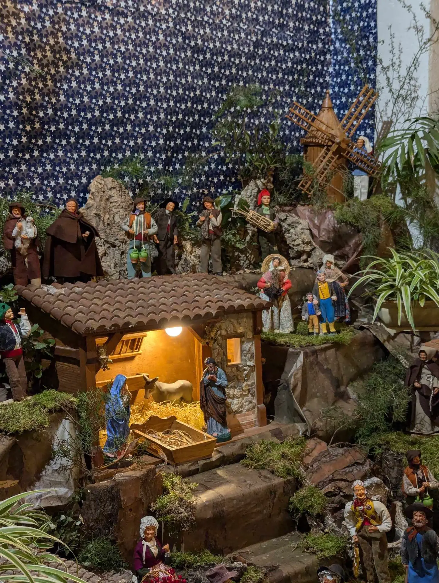 Crèche de Noël de l'église Notre-Dame-de-l'Assomption