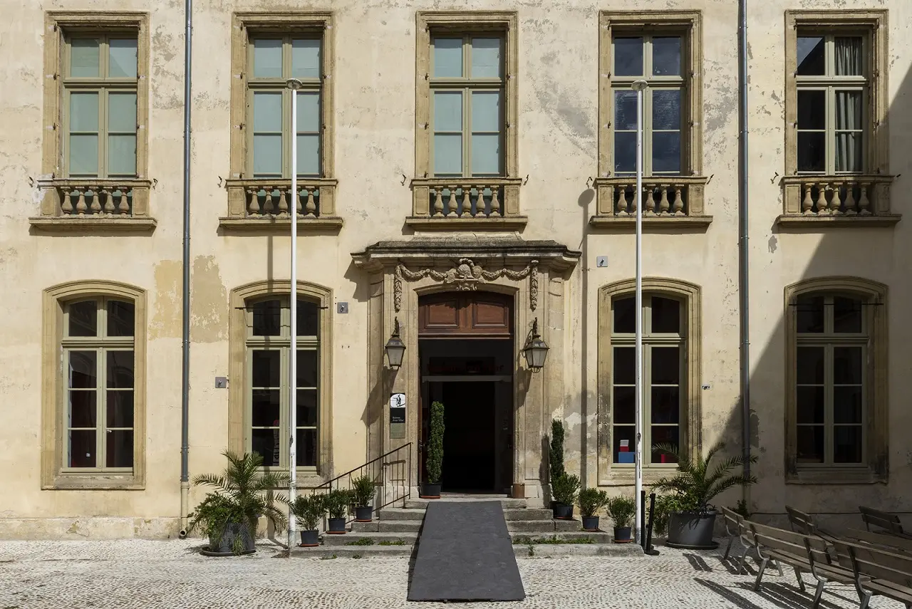 Entrée Maison Jean Vilar