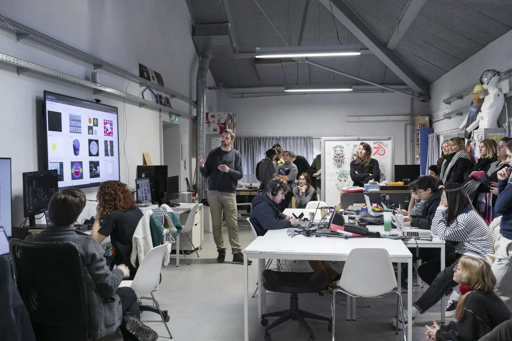 Le droit de rêver - Workshop de l'ESADSE, MA NOUVELLE BOITE A OUTILS, 2024