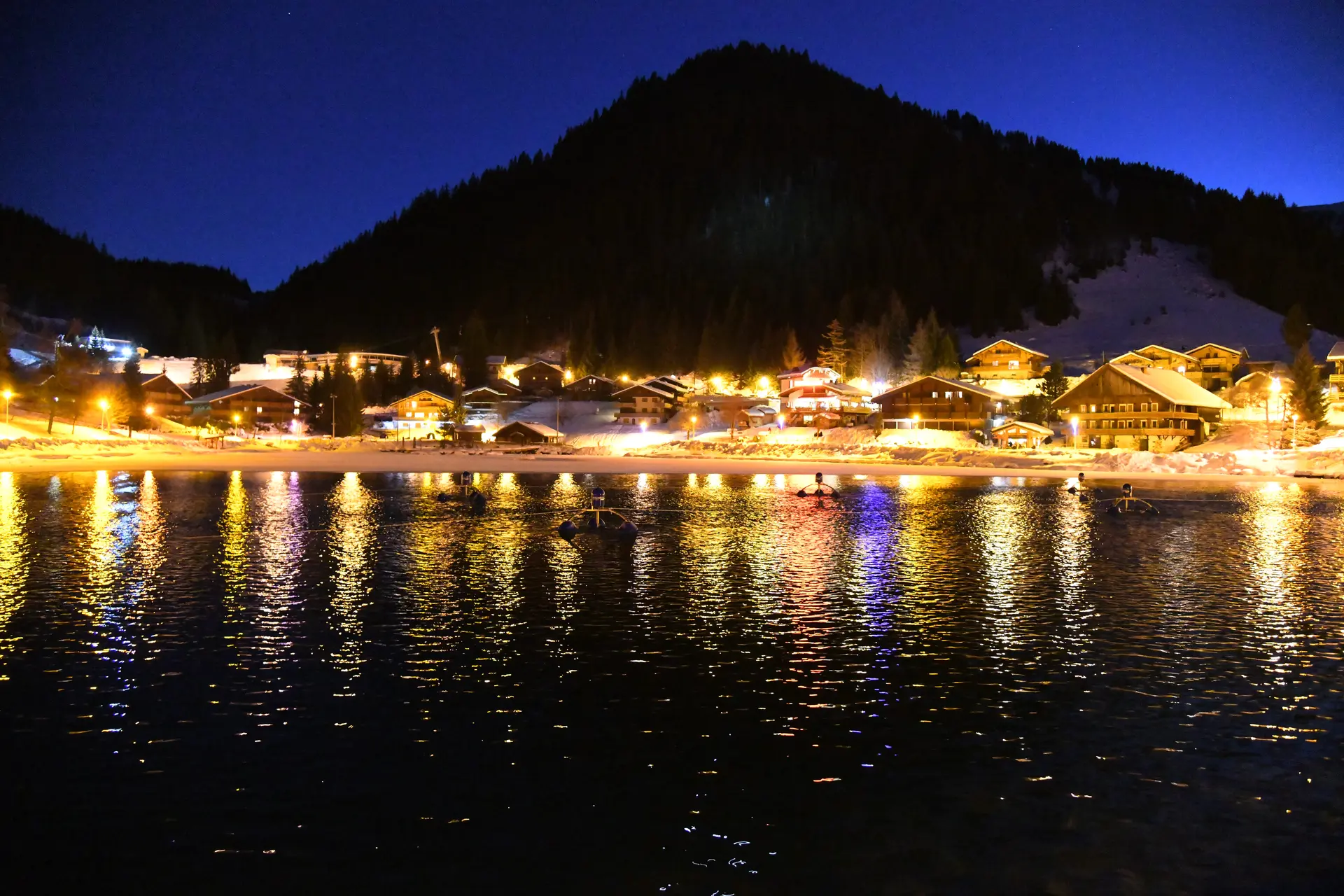 Veillée autour du lac_Châtel