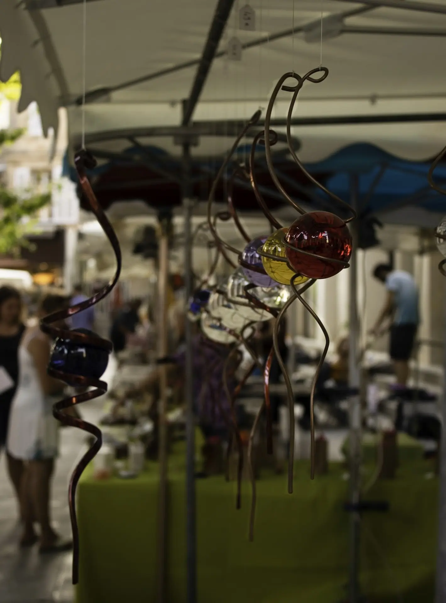 Marché nocturne des Créateurs tous les mardis soirs à Saint-Rémy-de-Provence