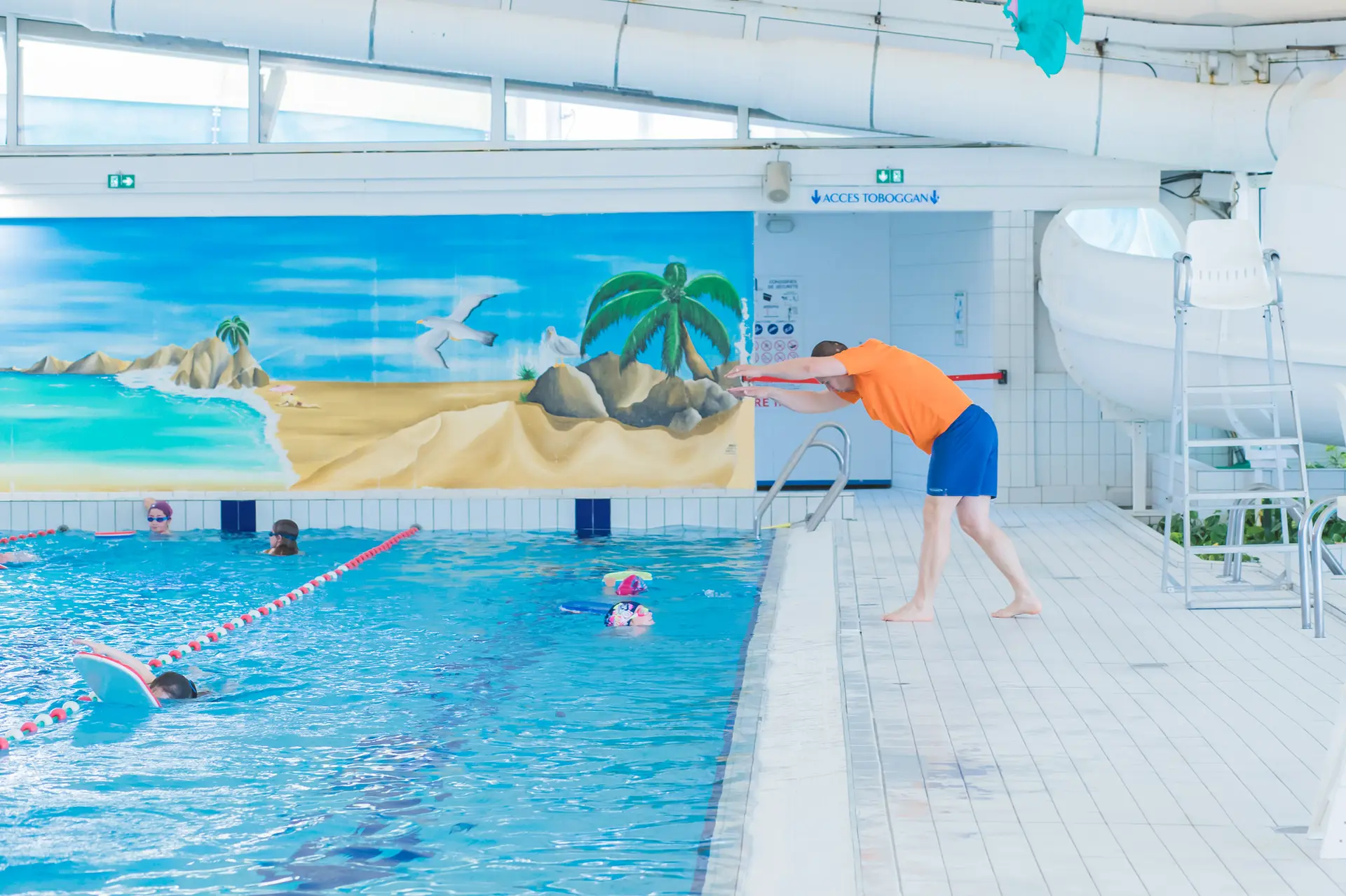 Cours au Centre Aquatique de Châtelaillon-plage