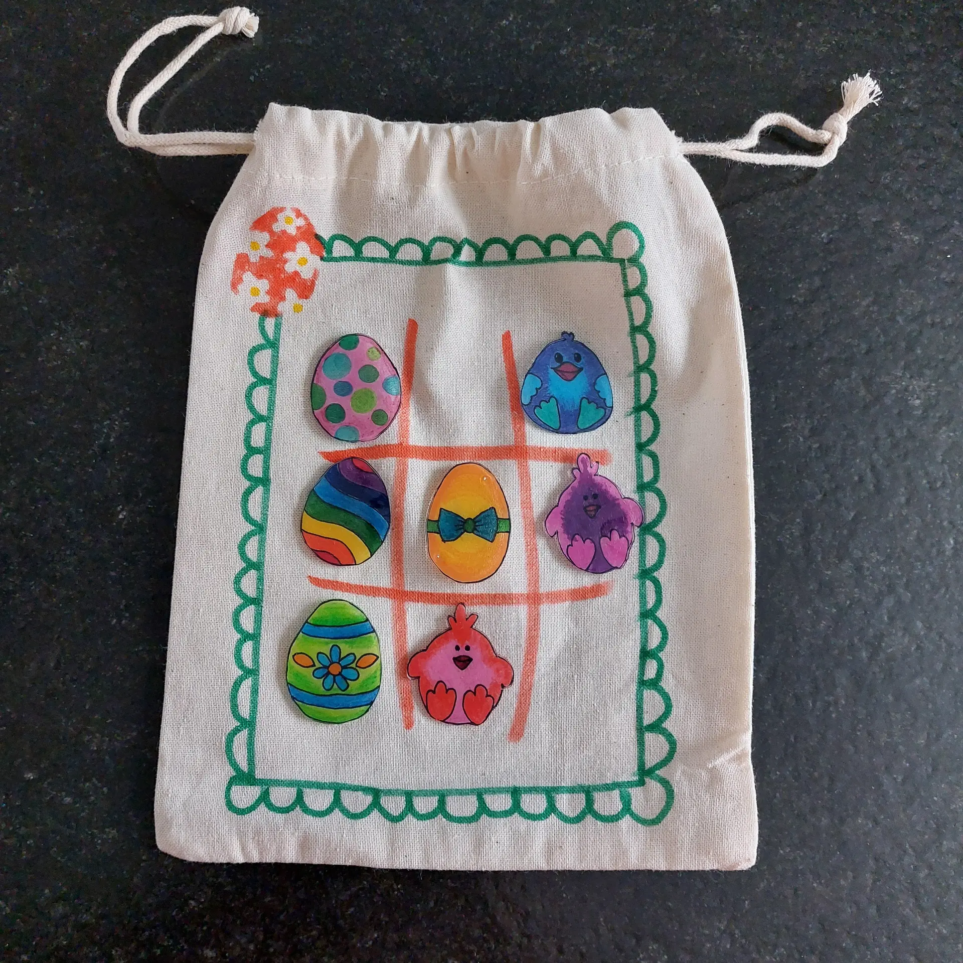 Atelier Tic Tac Pâques : Création d'une pochette de jeu_Morzine