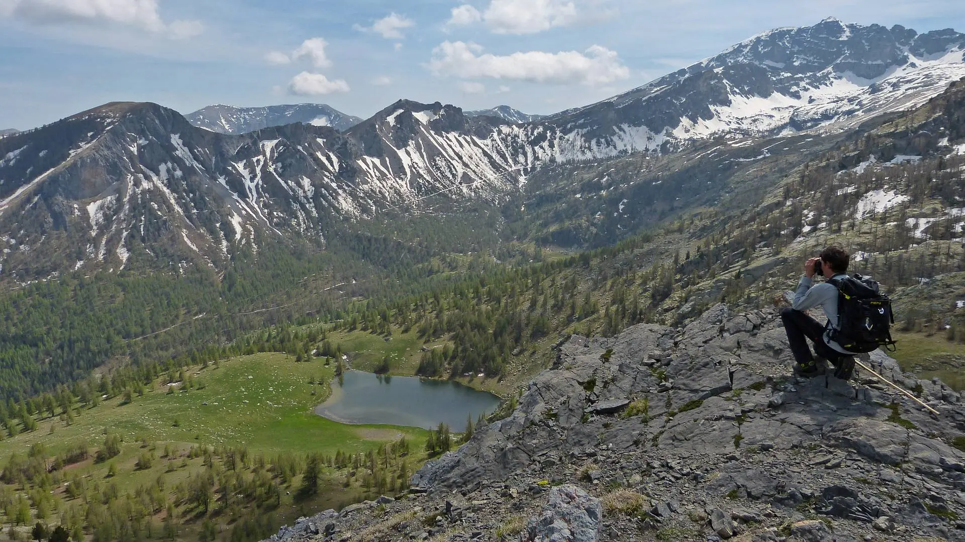 Garde-moniteur surveille vallée de Fontanalbe