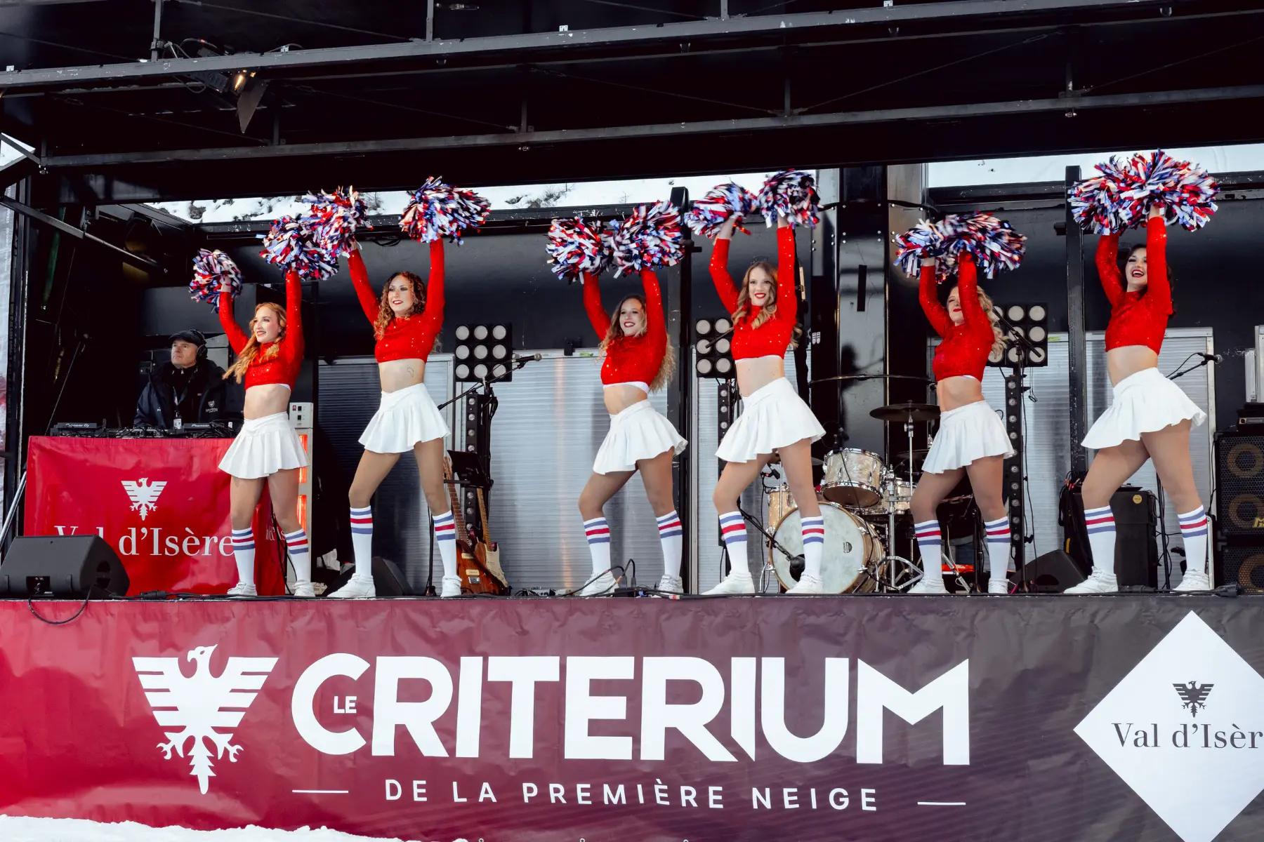 Pom pom girls lors de la coupe du monde de ski alpin Hommes (70ème Critérium)