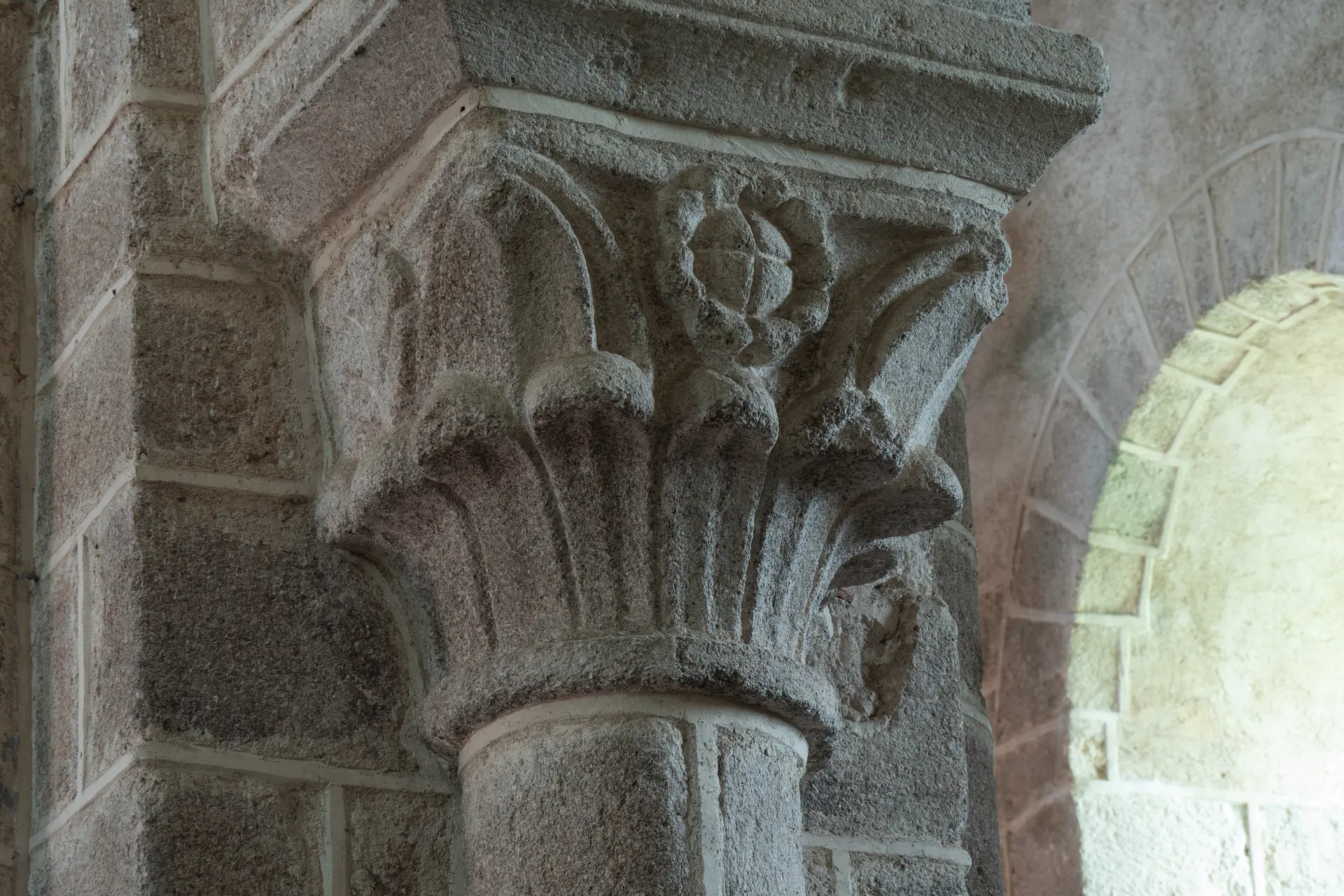 église
