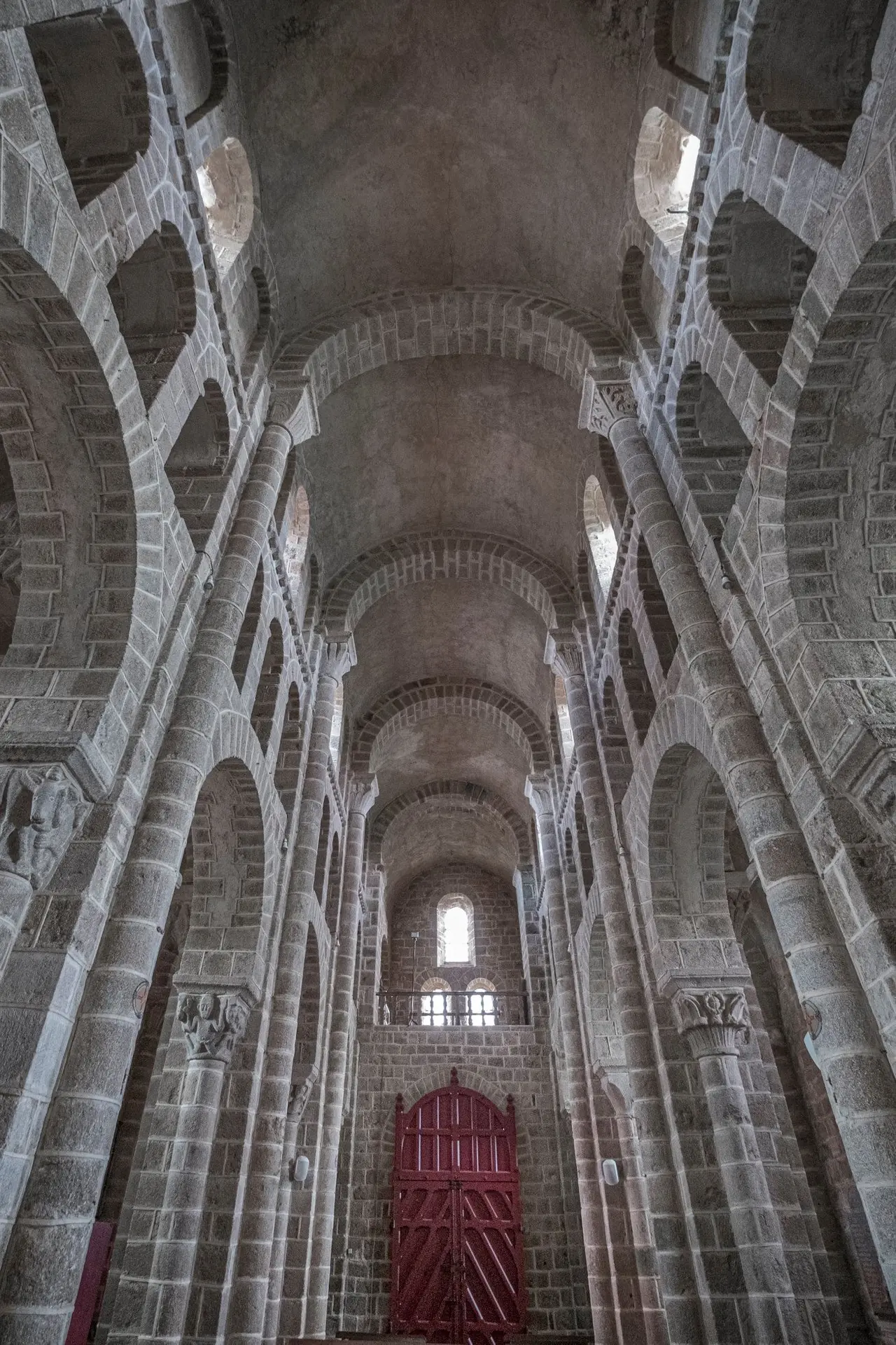 église