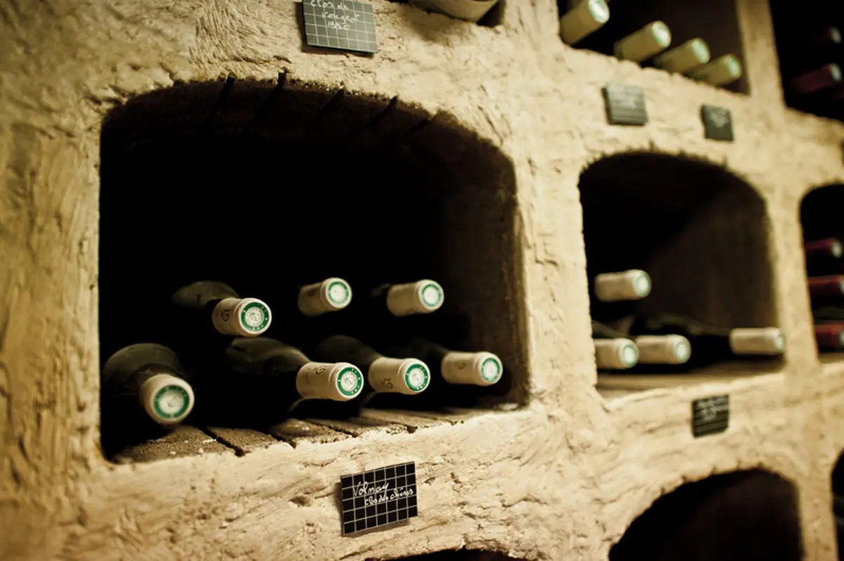 Dégustation de vin au Château des Comtes de Challes