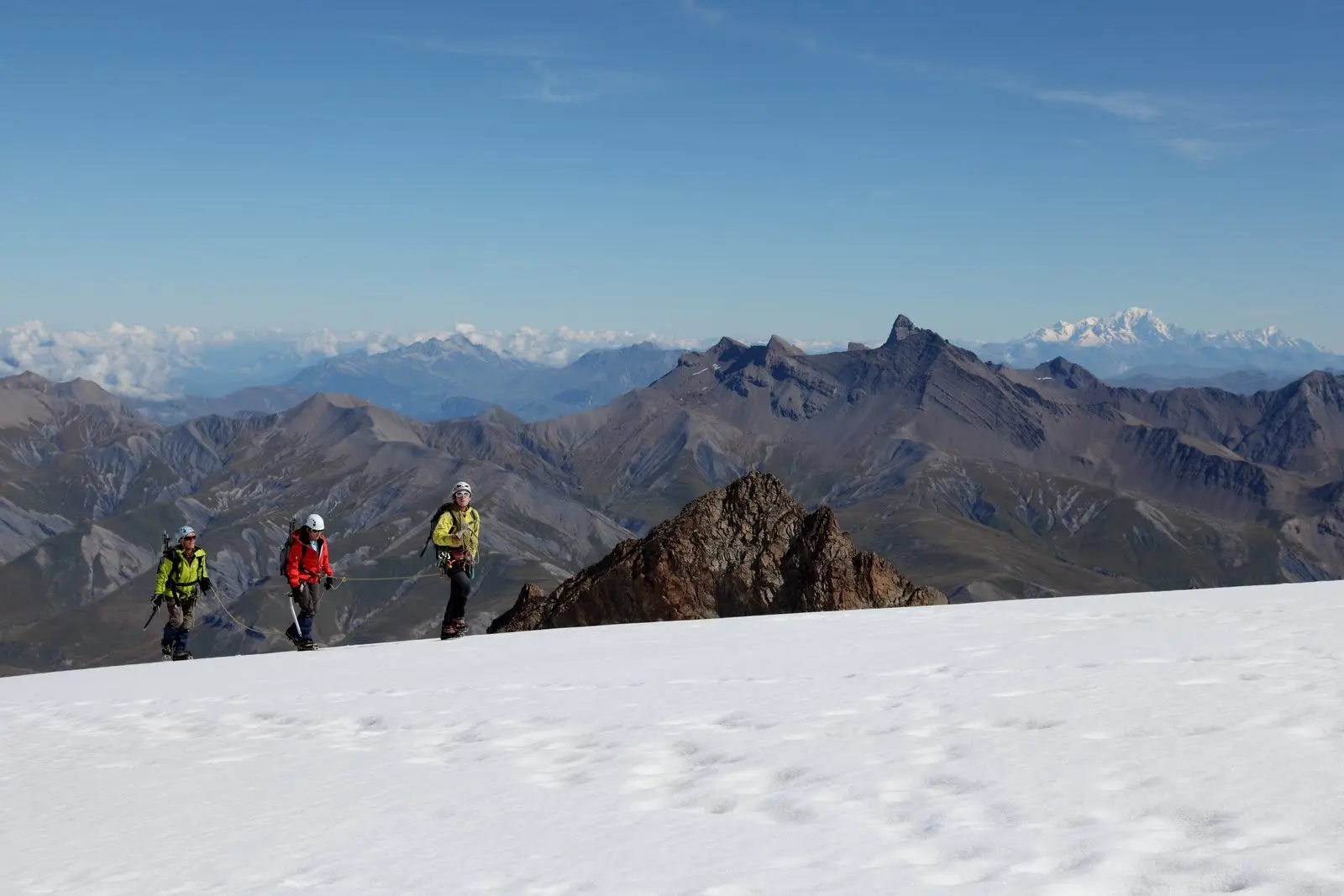 glacier de la girose avec le bureau des gudies de la Grave