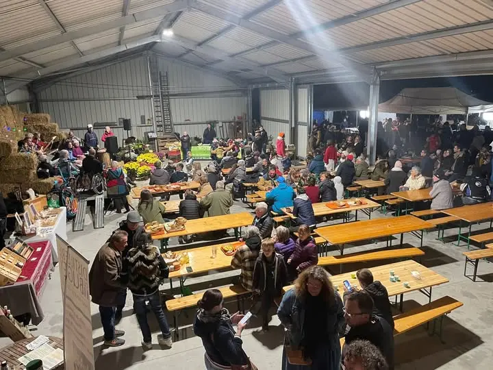 Marché de producteurs à la Ferme du Petit Brens_Brens