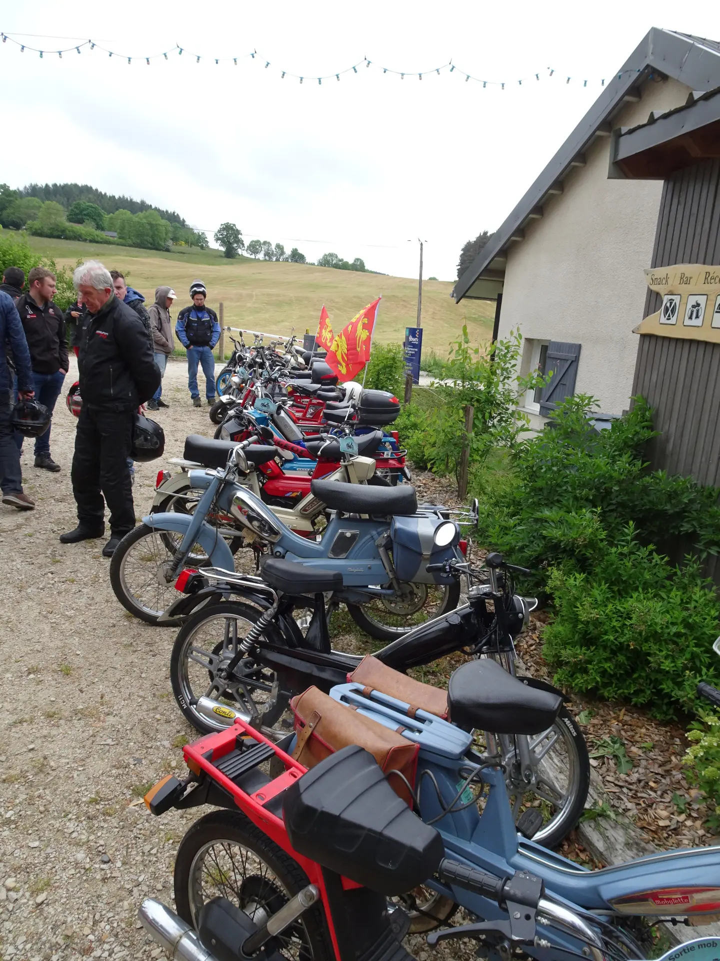 Sortie mobylettes avec les Mécaniques anciennes du Haut-Lignon