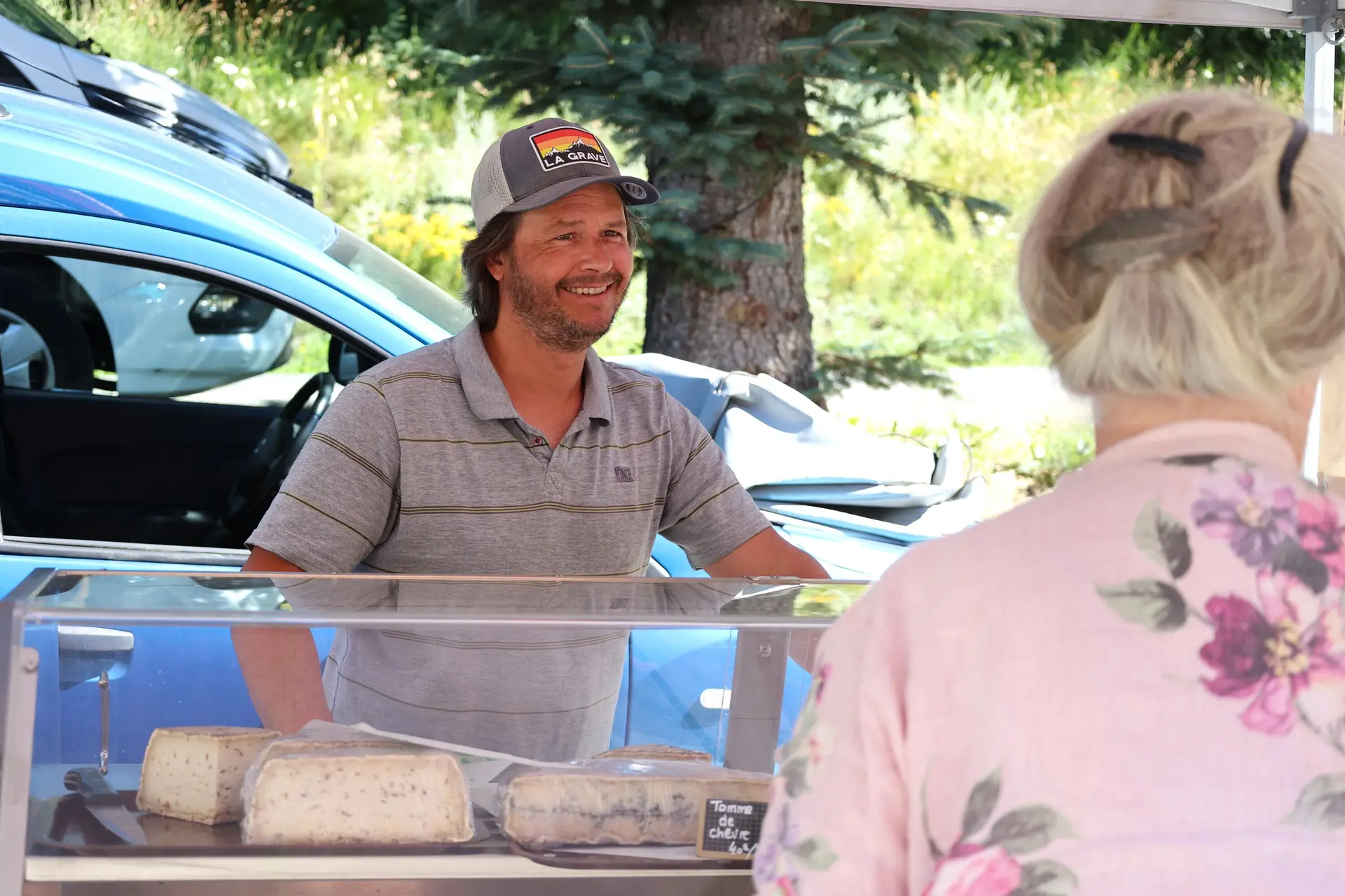 Sur le marché de la Grave, retrouvez les produits locaux de la ferme des Molières