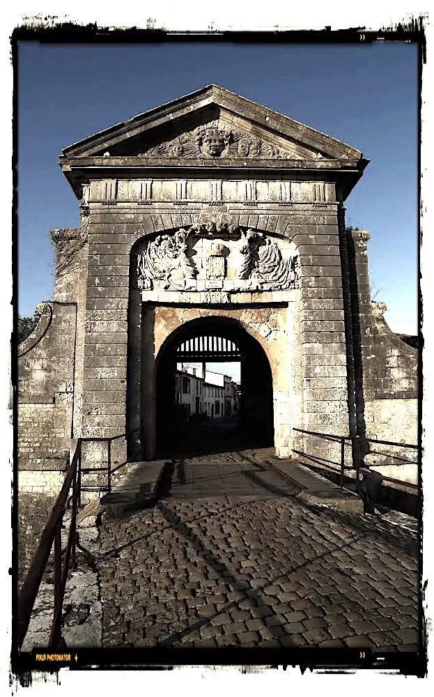 Porte des Campani
