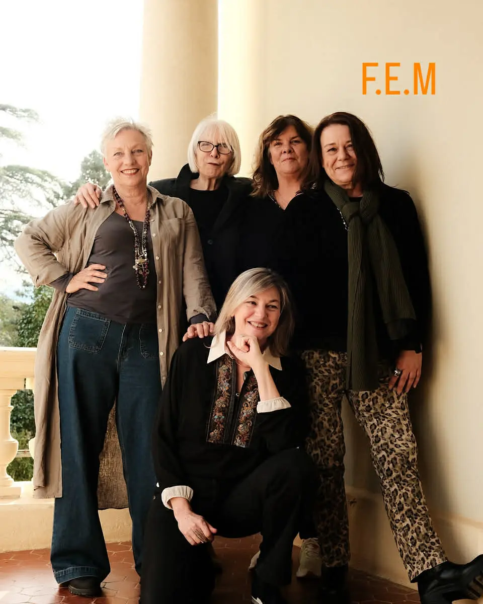 Exposition d'art contemporain féminin 49,6%_Sainte-Maxime