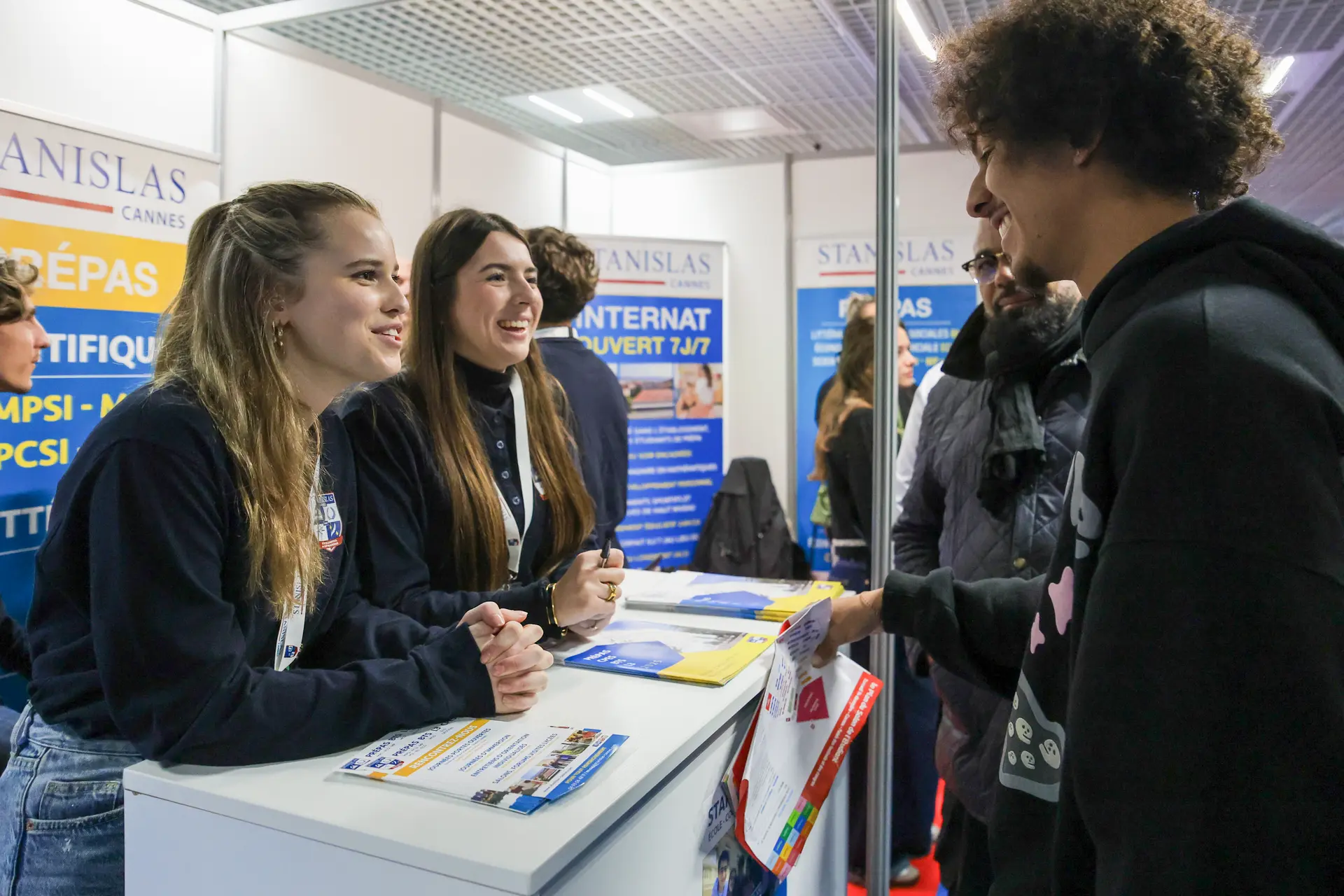 Le salon de l'étudiant_Cannes