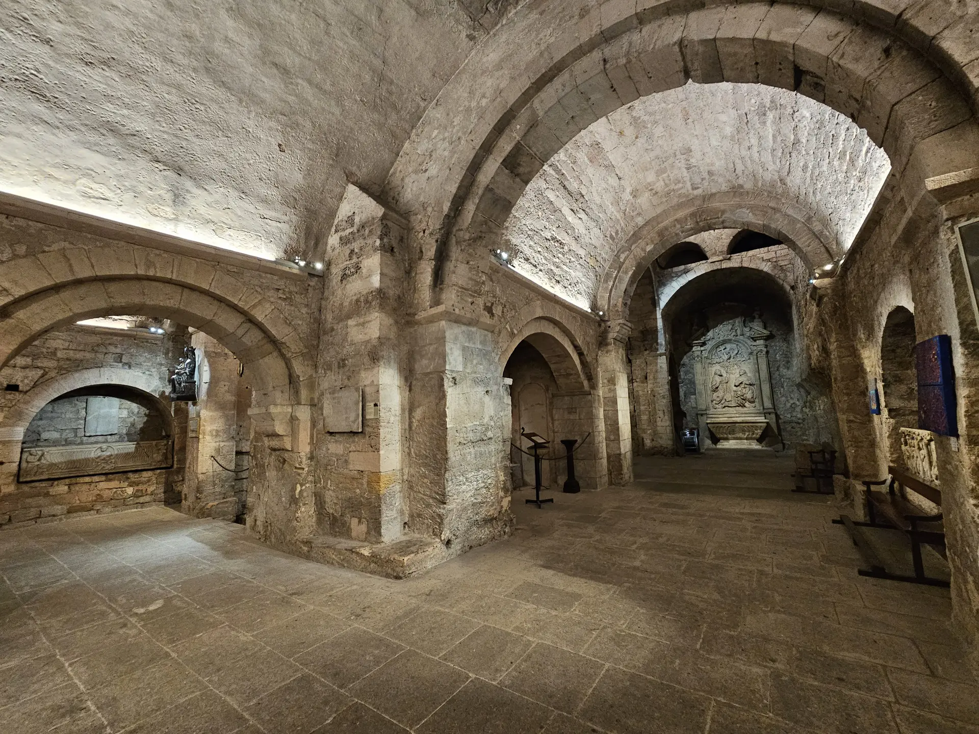 Les cryptes de l'abbaye St Victor