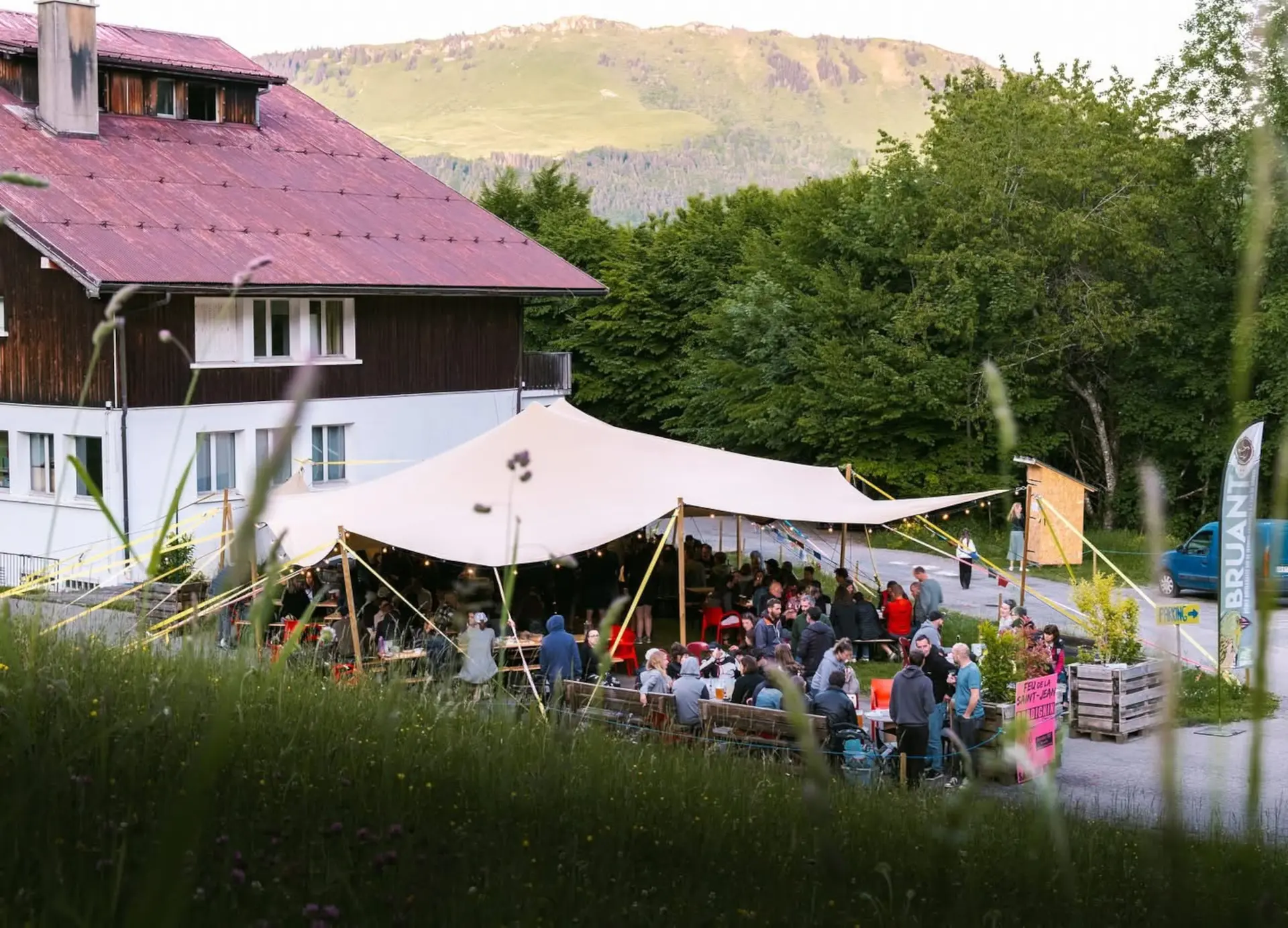 Le Camp de Base du Bruant_Burdignin