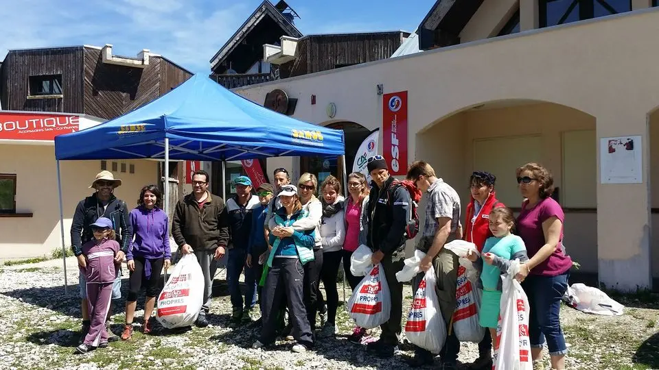 Les participants avec leur récolte