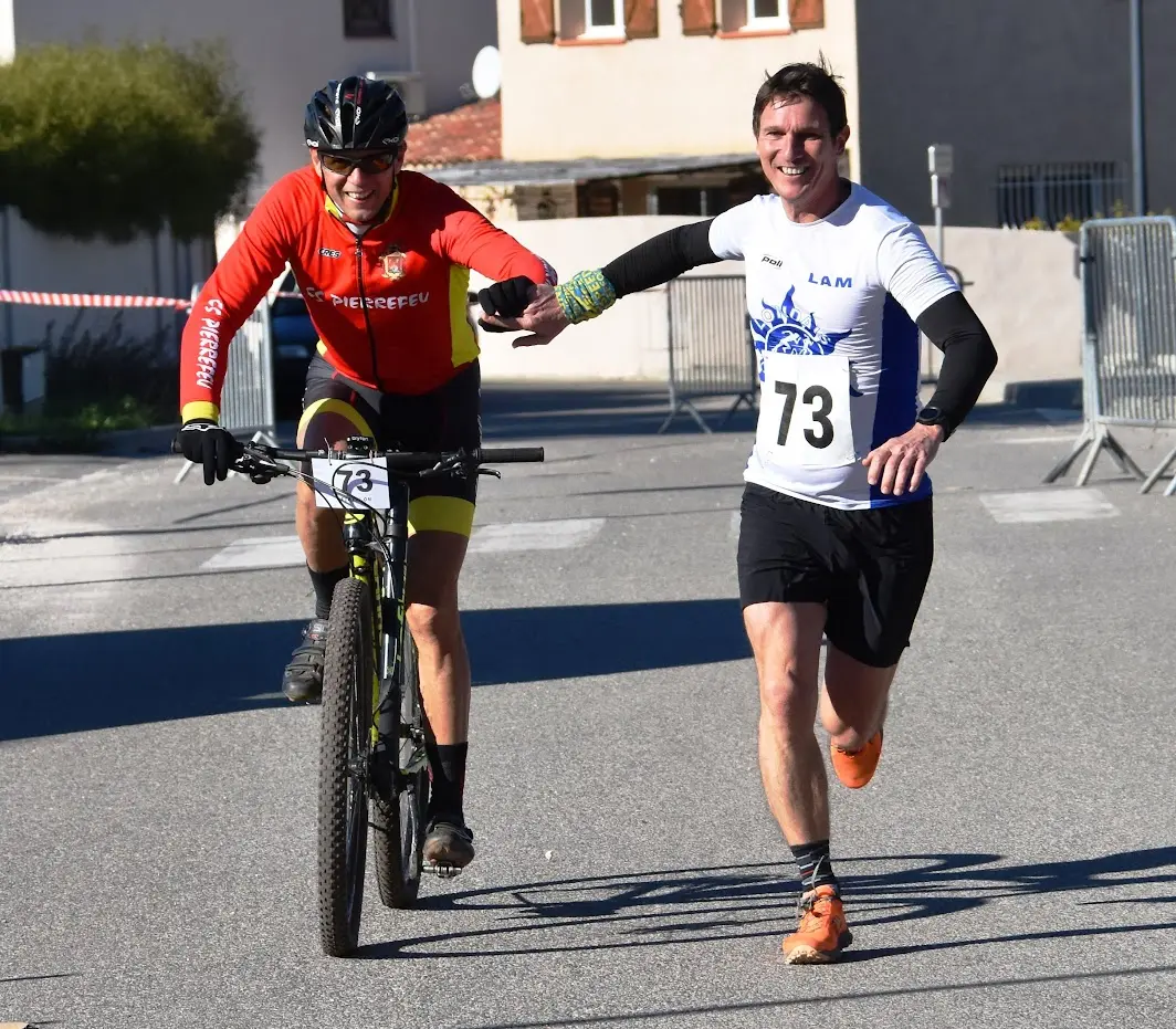 Les sports en Méditerranée Porte des Maures