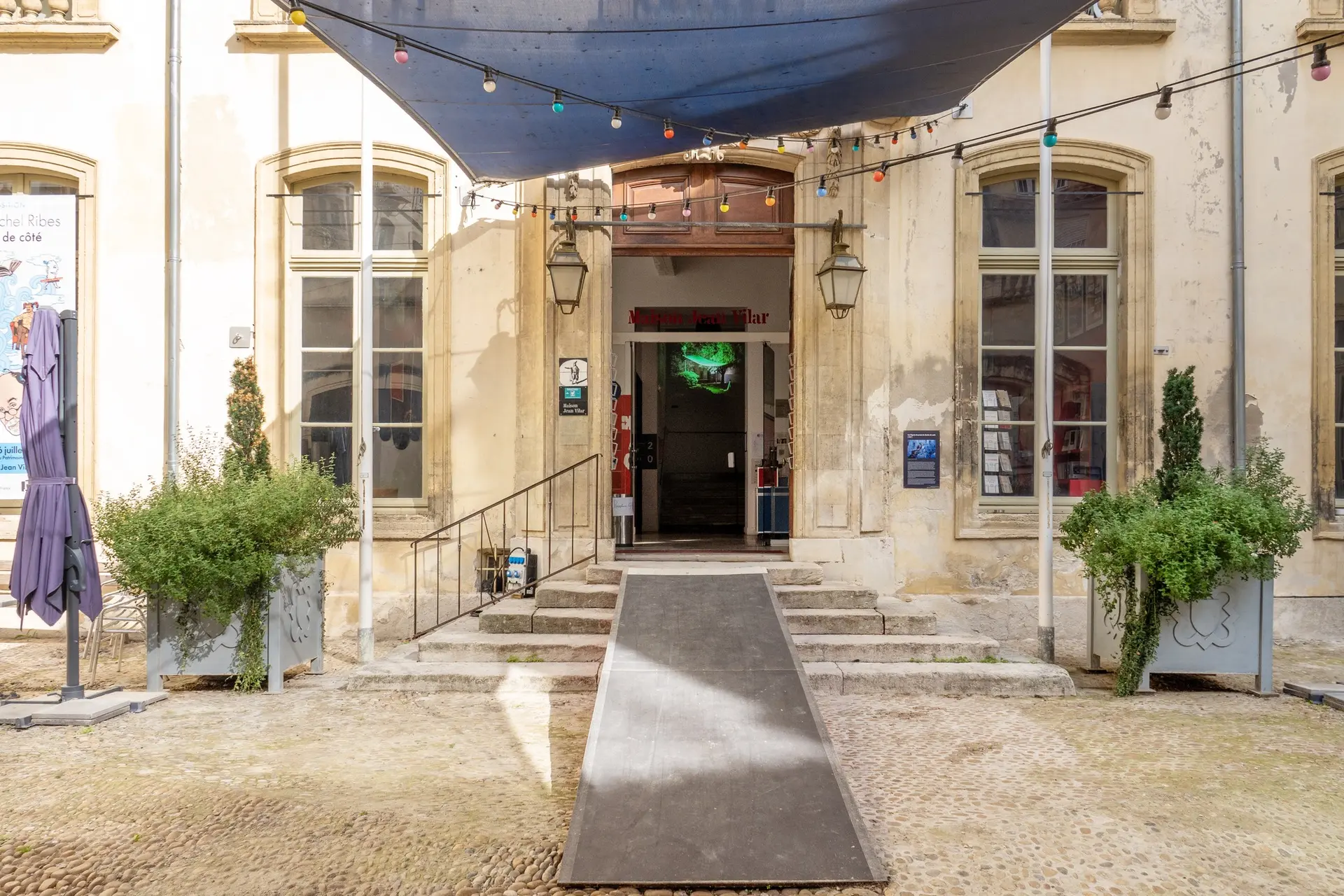 Maison Jean Vilar - extérieur