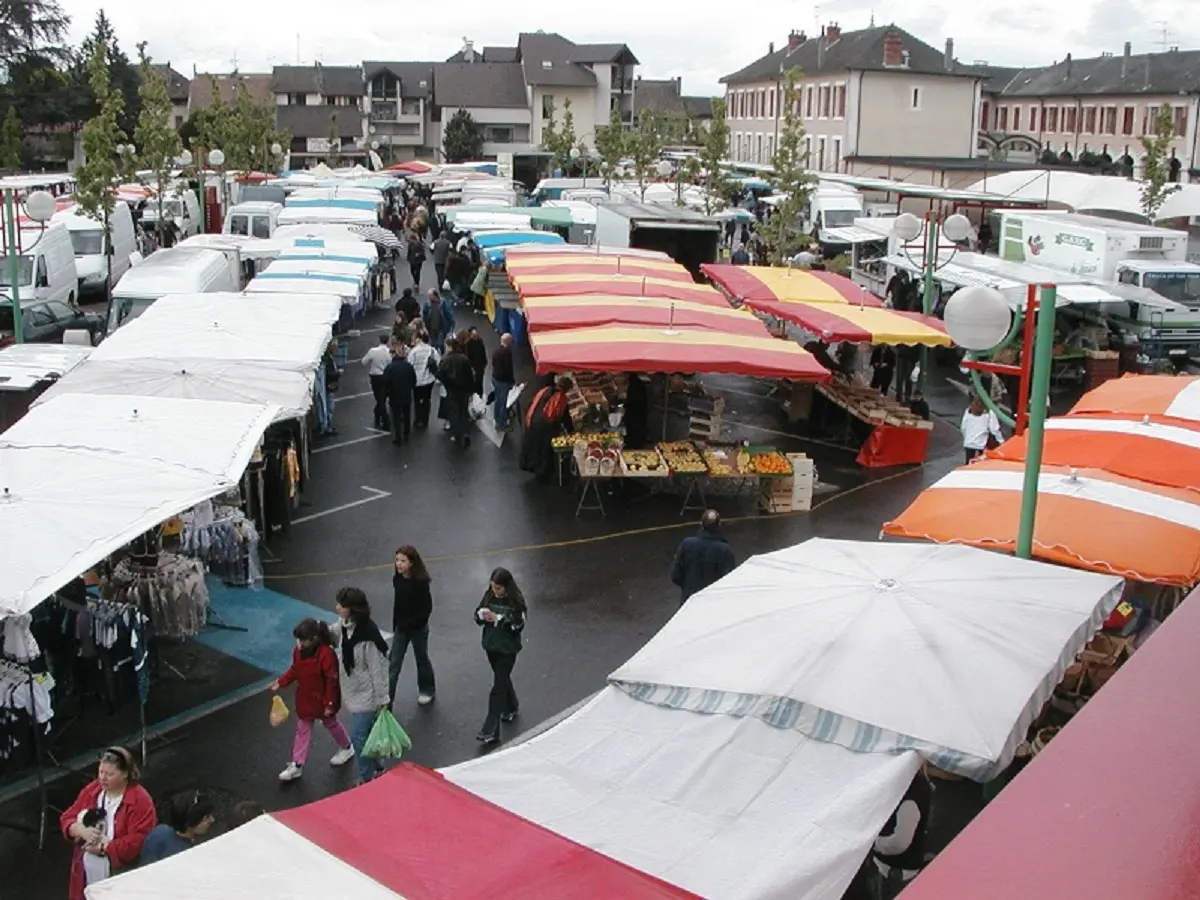 Marché de Douvaine