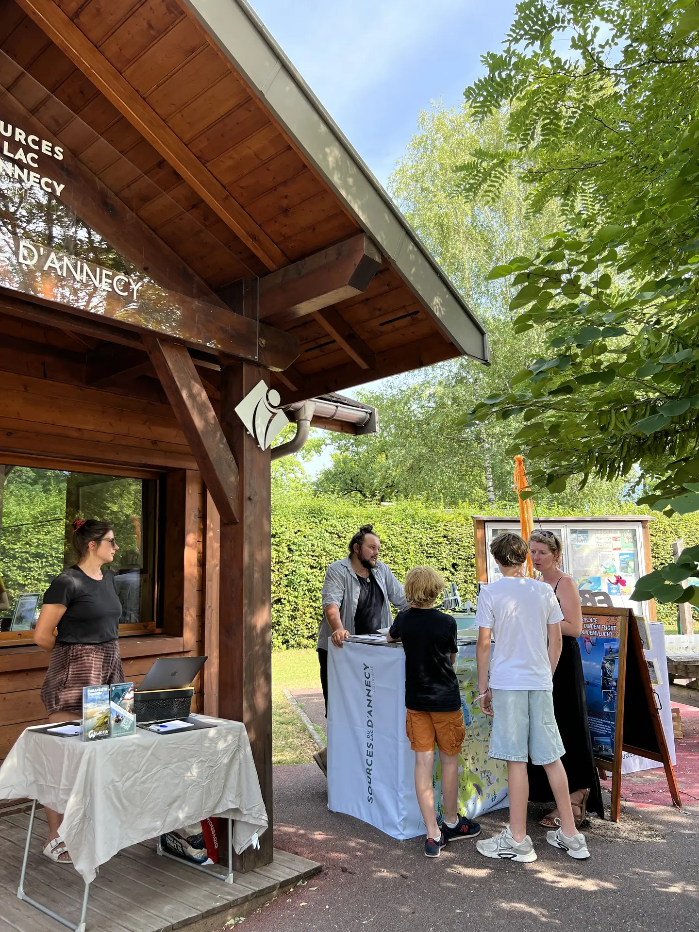 Pot d'accueil de l'Office de tourisme_Doussard