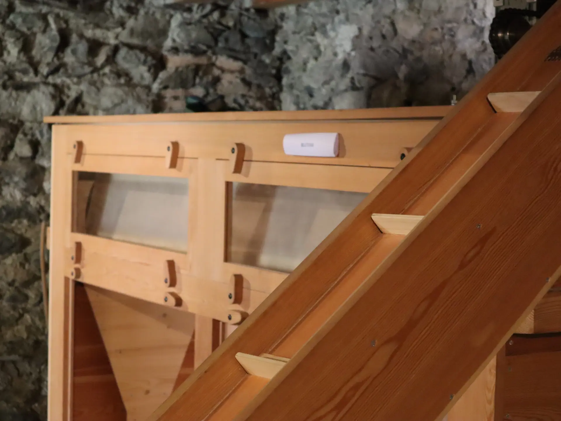 Grâce à un programme de réhabilitation, le moulin de Sachas est en état de marche aujourd'hui