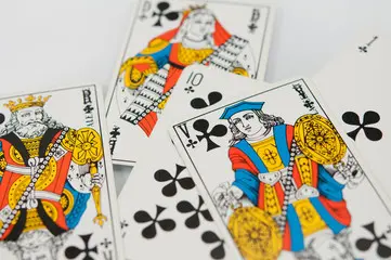 Carte pour jouer à la belote