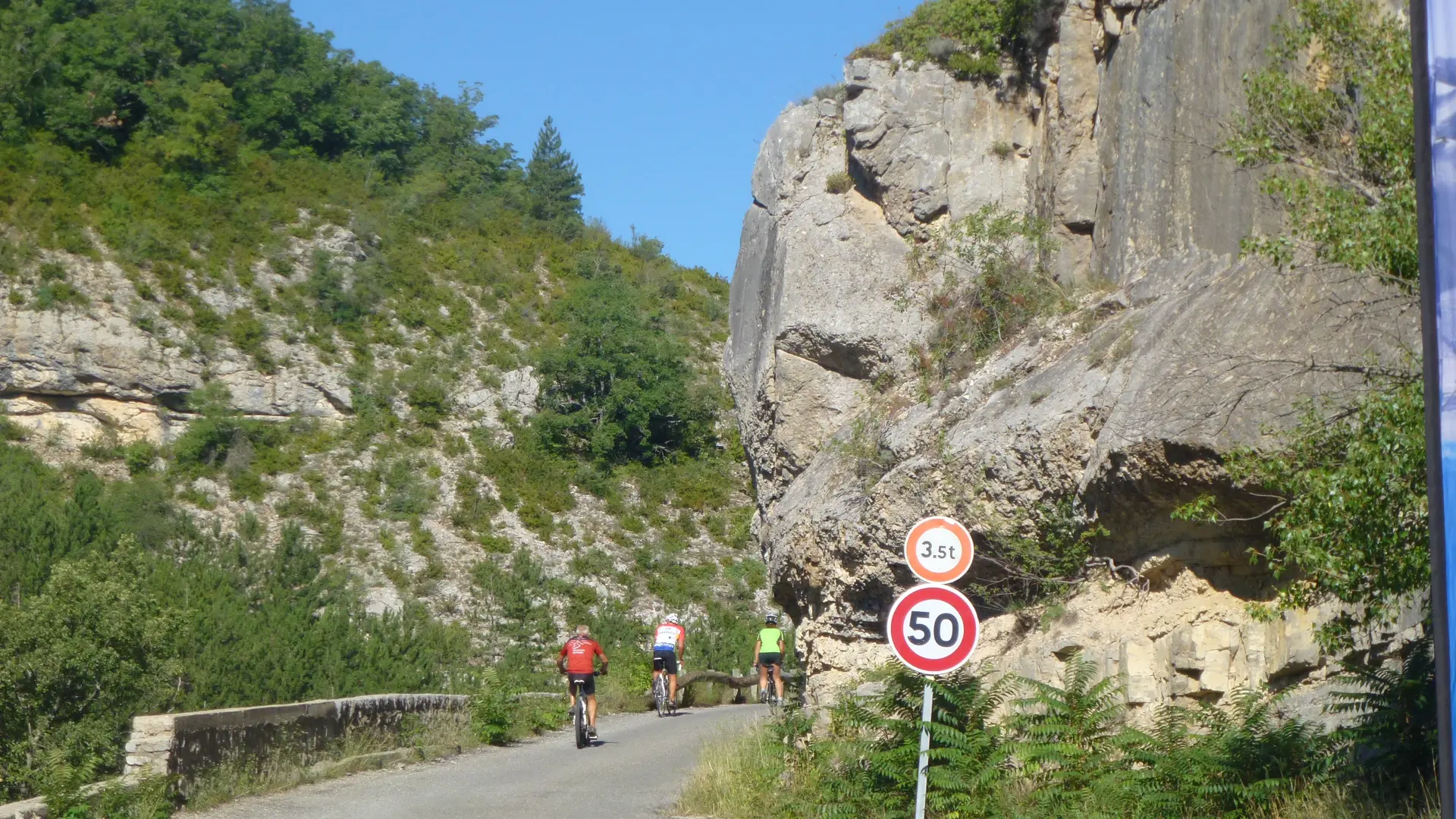 Montée de Chabre