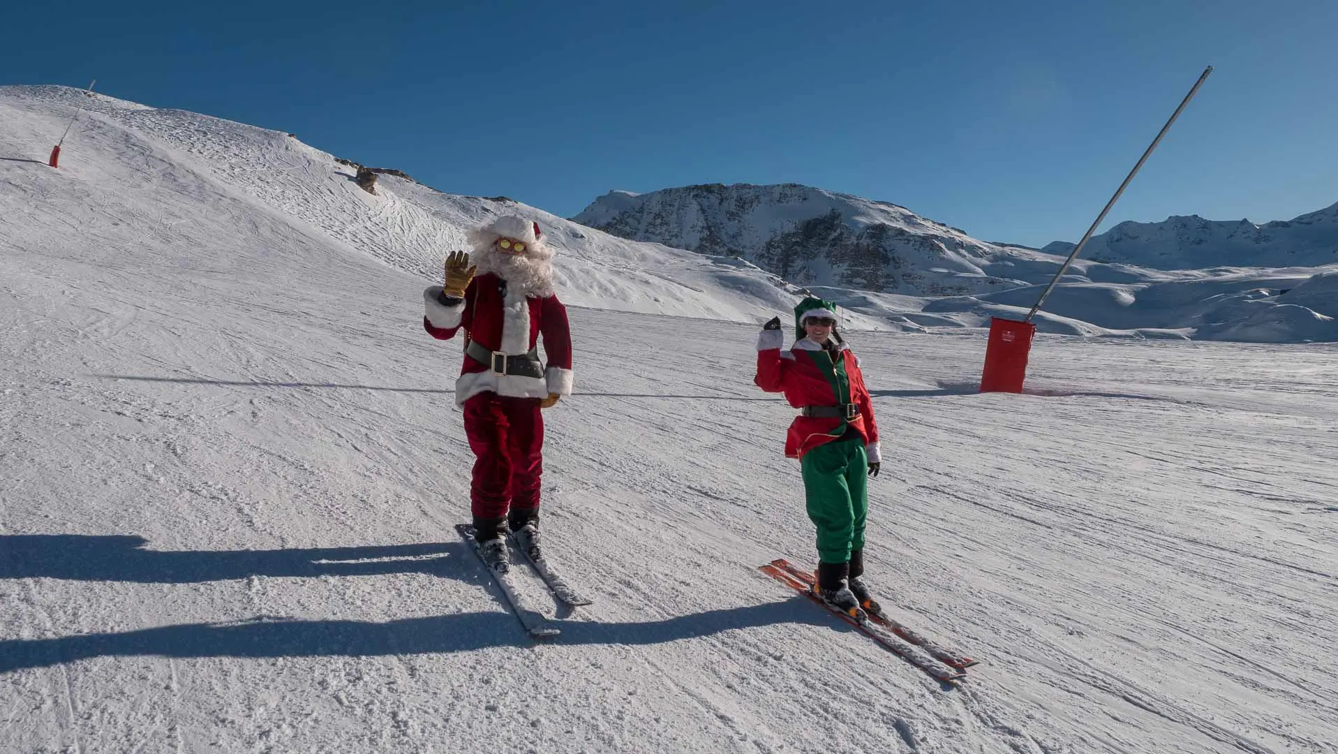 Le Père Noël arrive sur les pistes_Val-d'Isère
