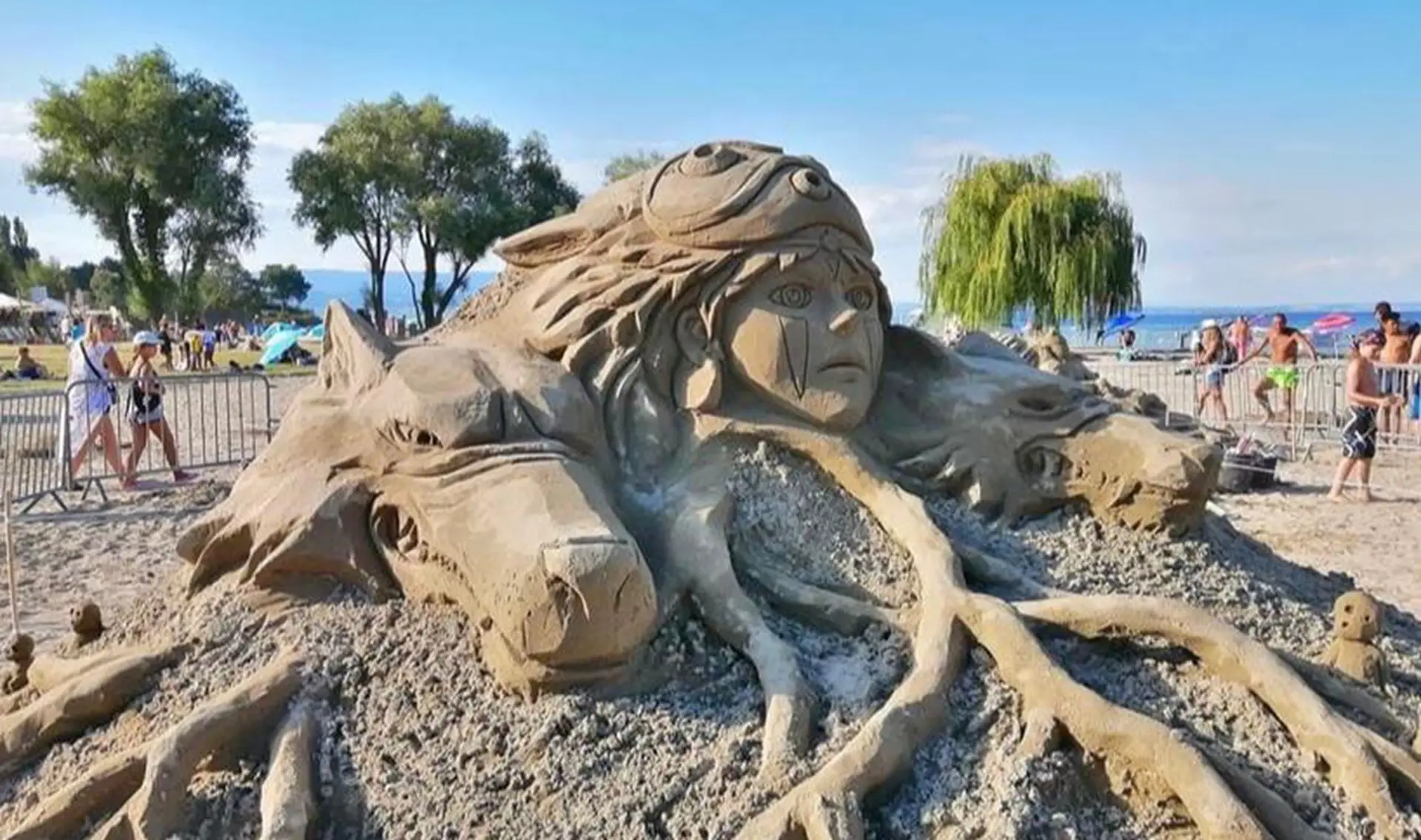 Sculpture réalisée sur sable