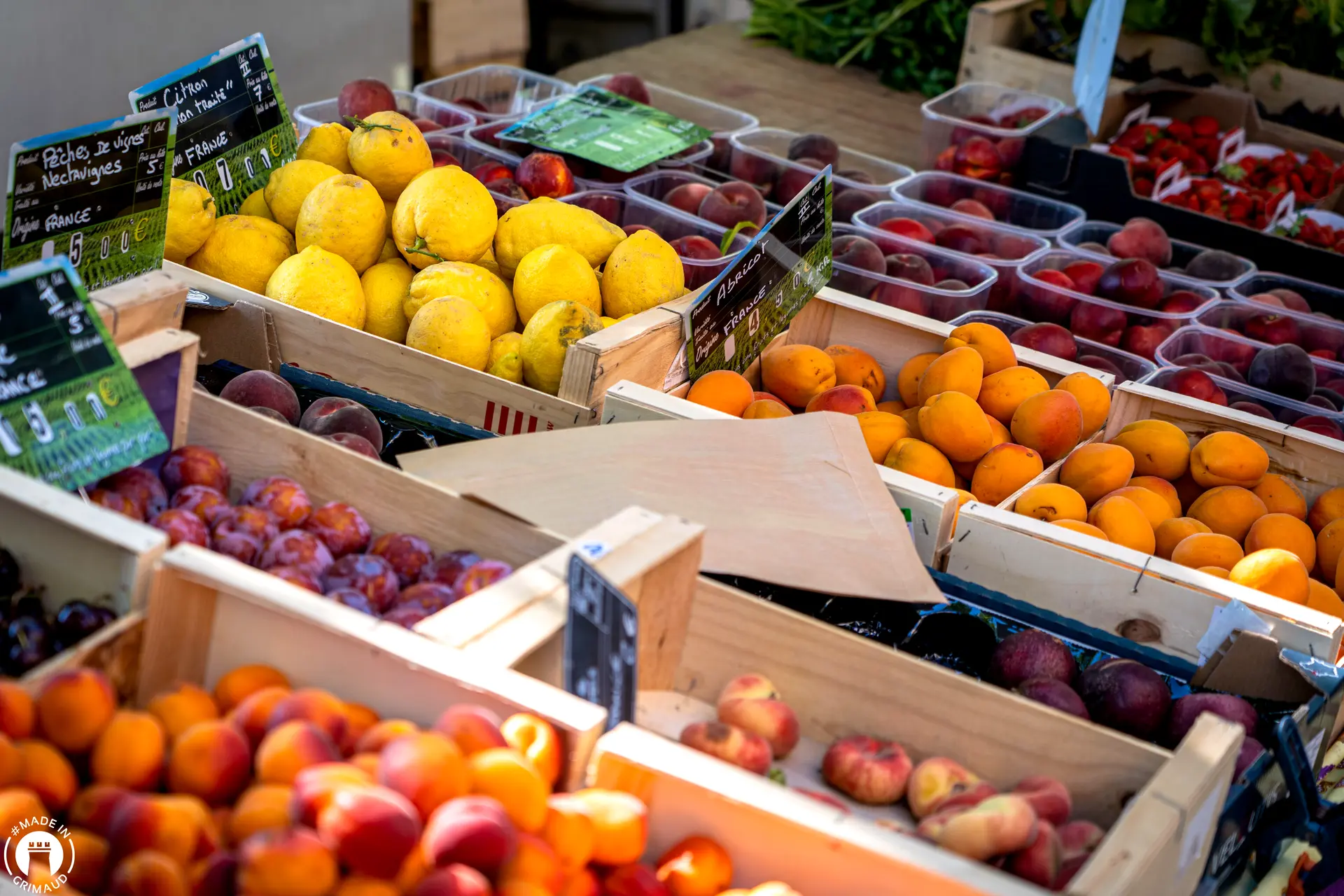 Marché Grimaud village