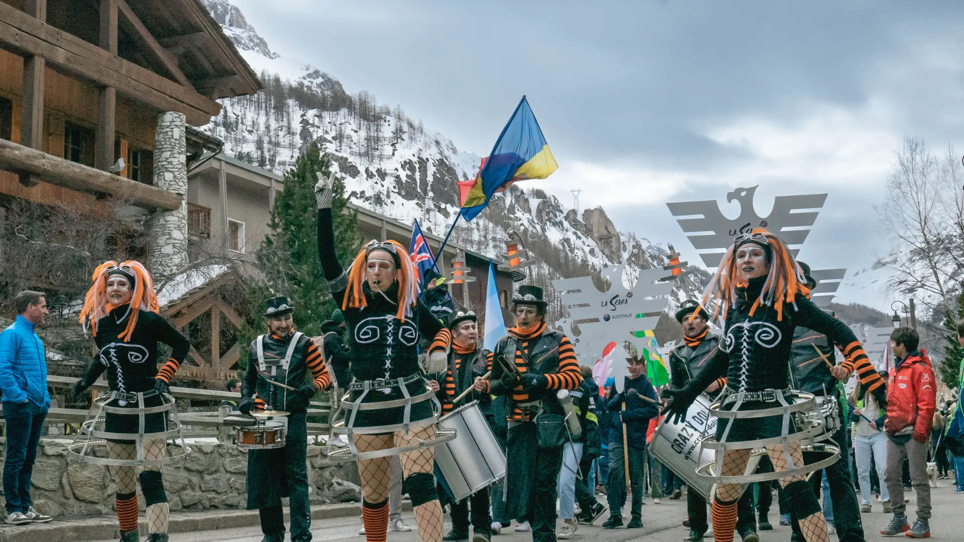 Défilé des nations de La Scara à Val d'Isère