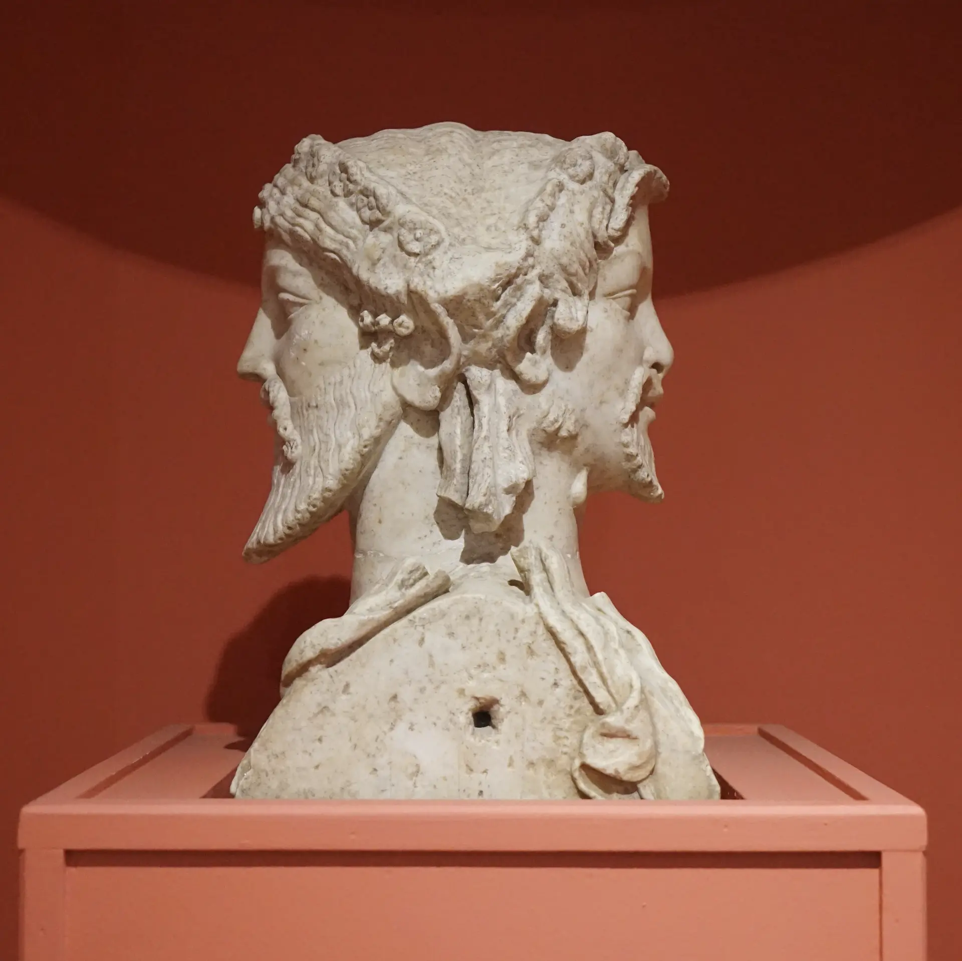 Musée archéologique de Fréjus Hermès bicéphale