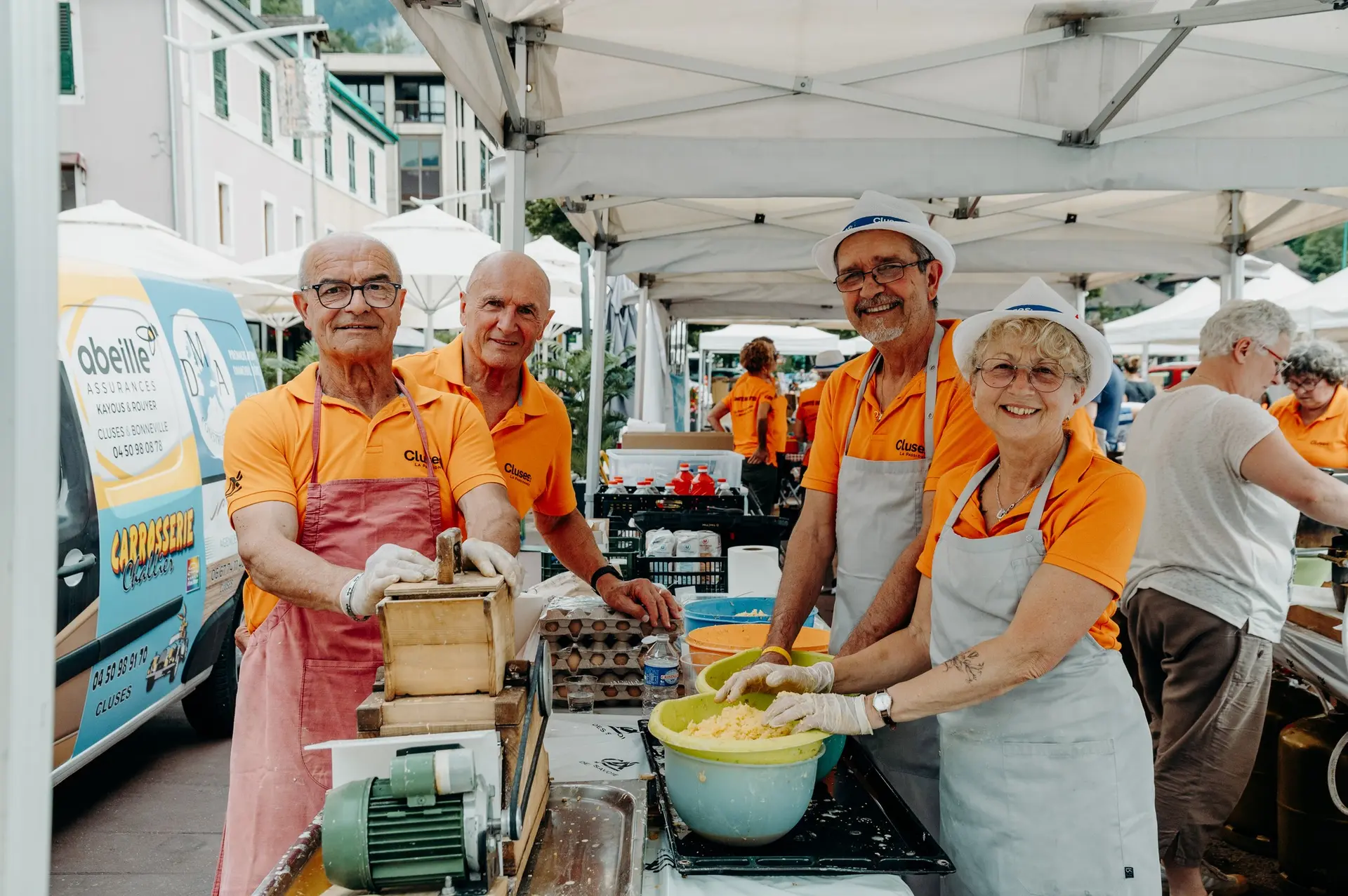 Photo préparation beignets de pomme de terre