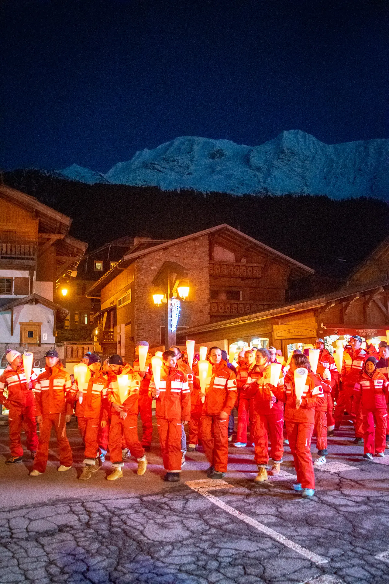 Défilé des moniteurs
