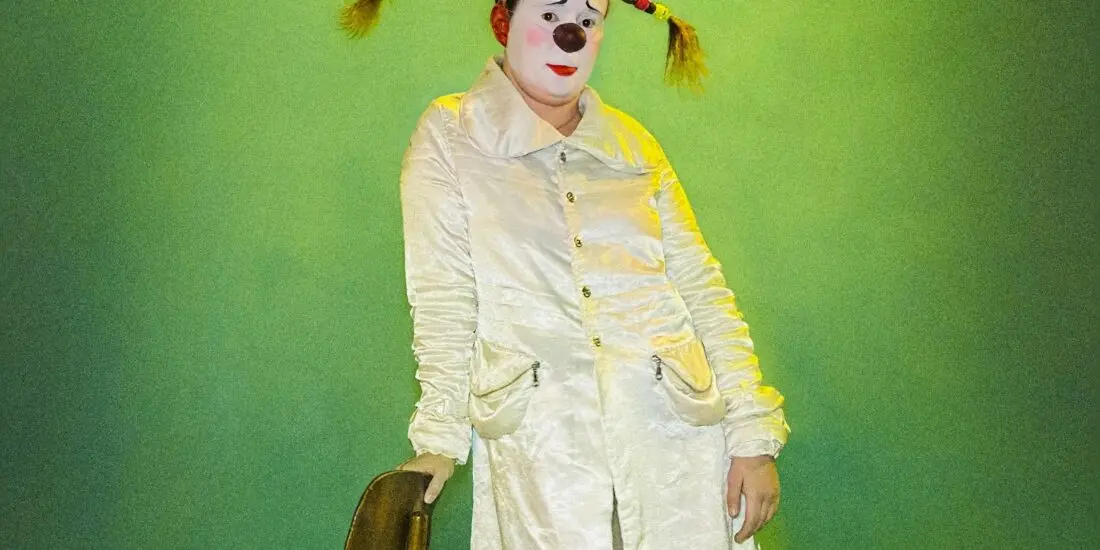 Magalie Tronchet brise la glace_Avignon