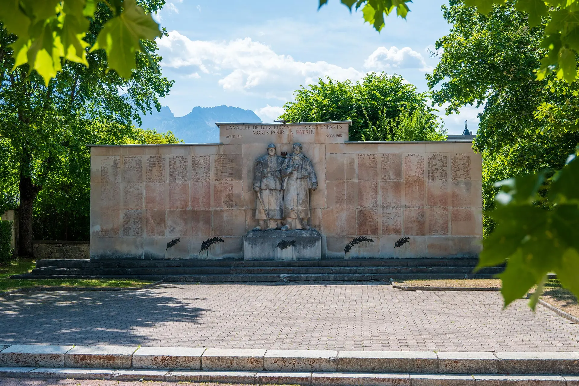 Monument aux Morts de Barcelonnette