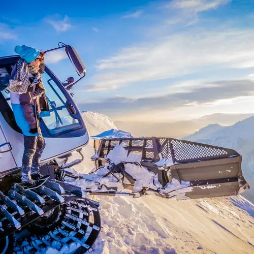 Monte dans ma dameuse