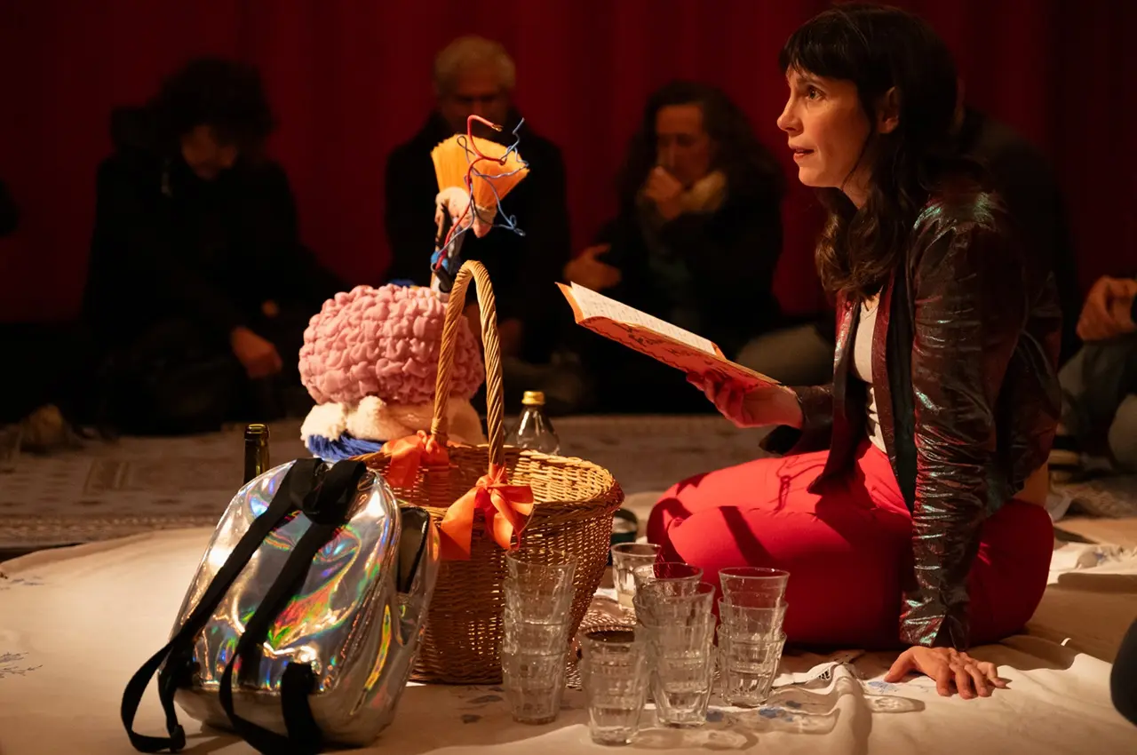 La tête loin des épaules_Avignon