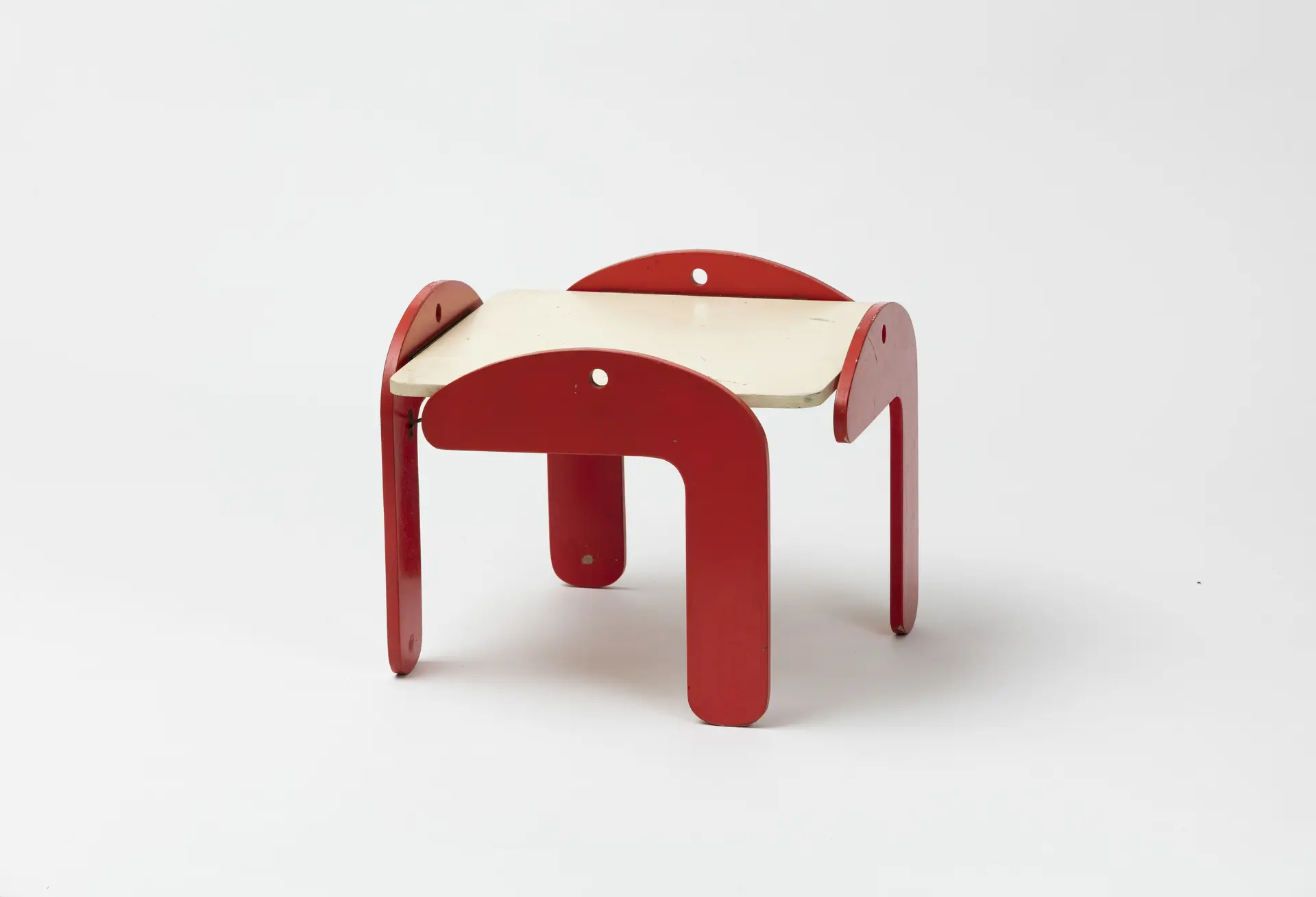 Table bout de canapé pliante, Raymond Guidot, table, bois laqué, non daté