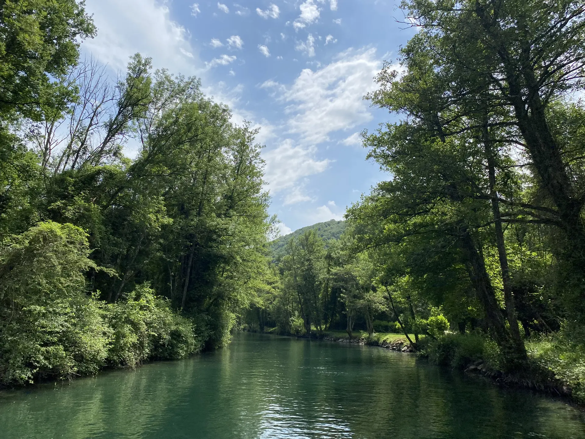 Navigation sur le Canal de Savières