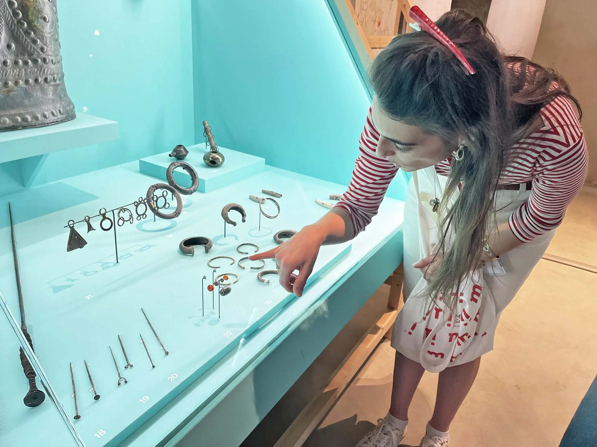 Visite-atelier 7-12 ans - Les mystères du collier_Chambéry