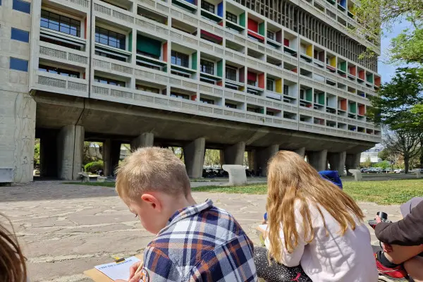 Parcours ludique à la Cité radieuse (Famille)