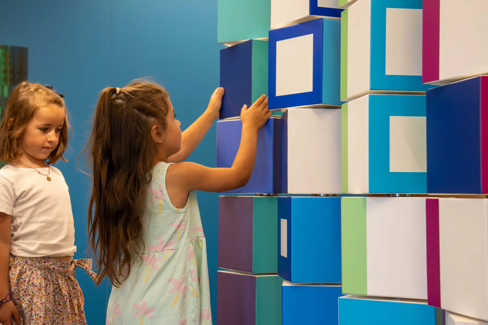 Atelier mur de couleurs