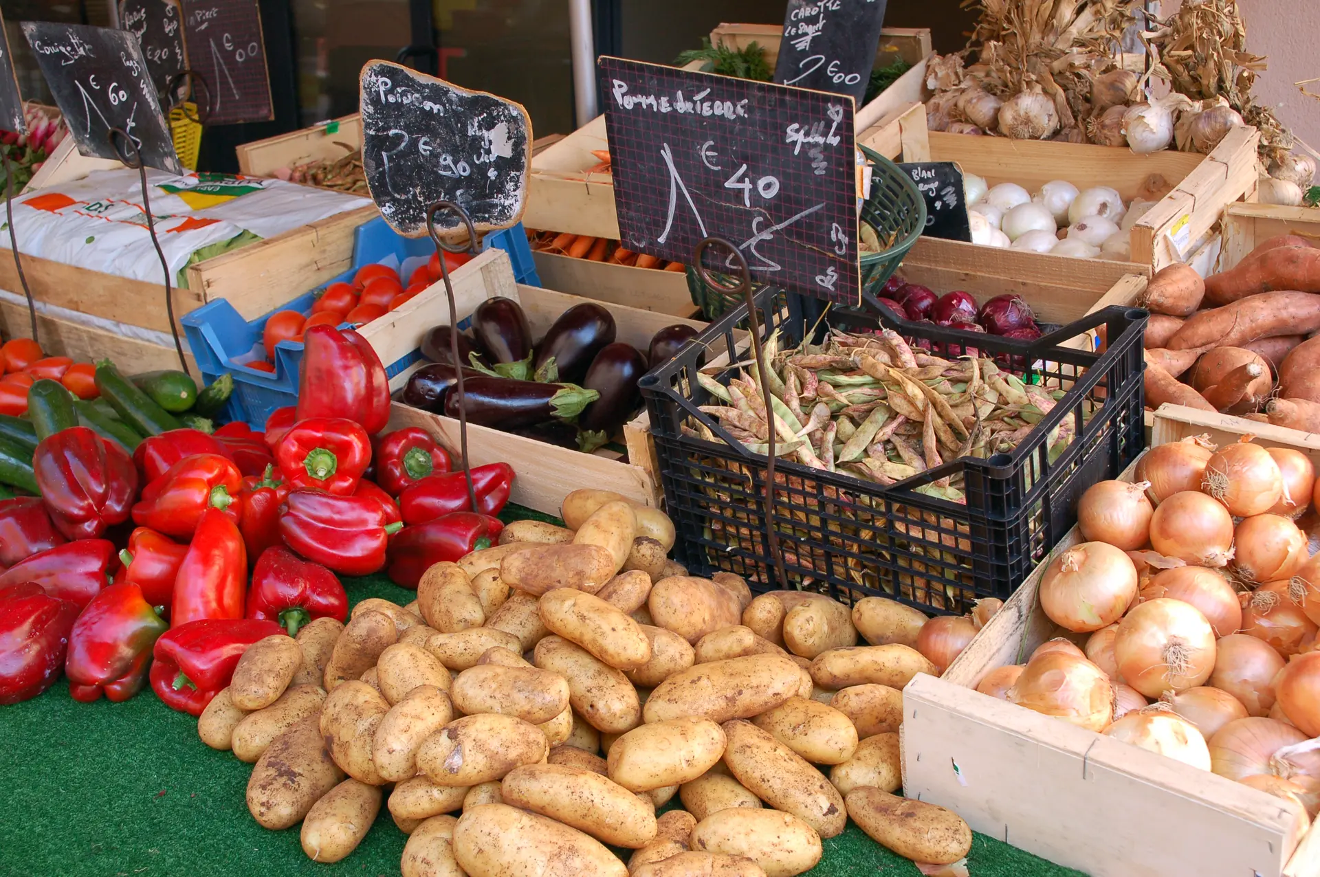 Marché de la Crau / Mercredi et dimanche matin