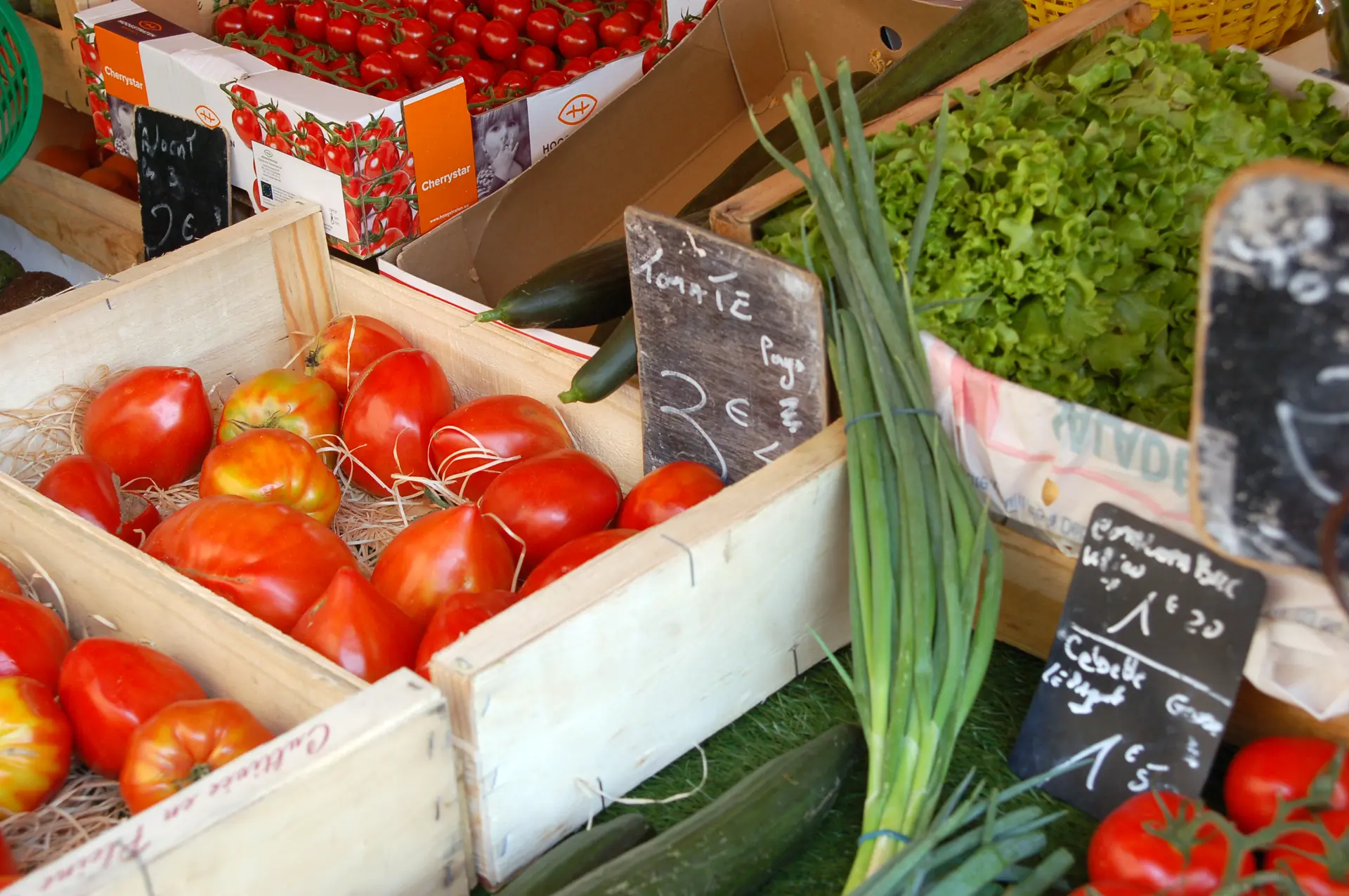 Marché de la Crau / Mercredi et dimanche matin
