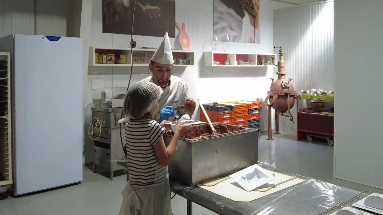 Atelier moulage chez Castelain